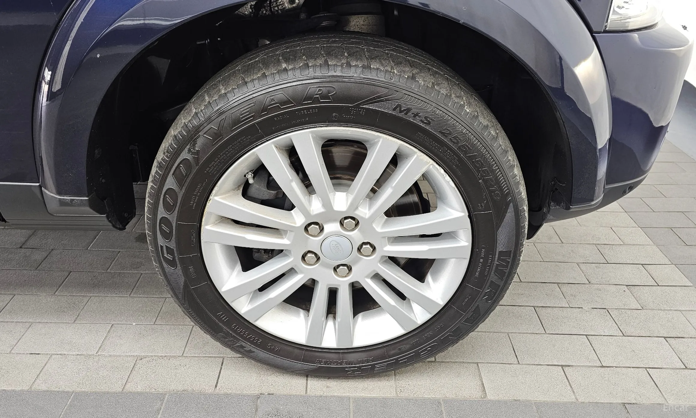 Land Rover Discovery 4 превью 5