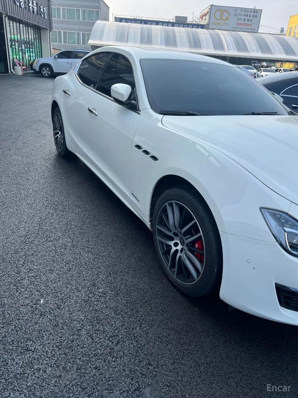 Maserati Ghibli превью 2