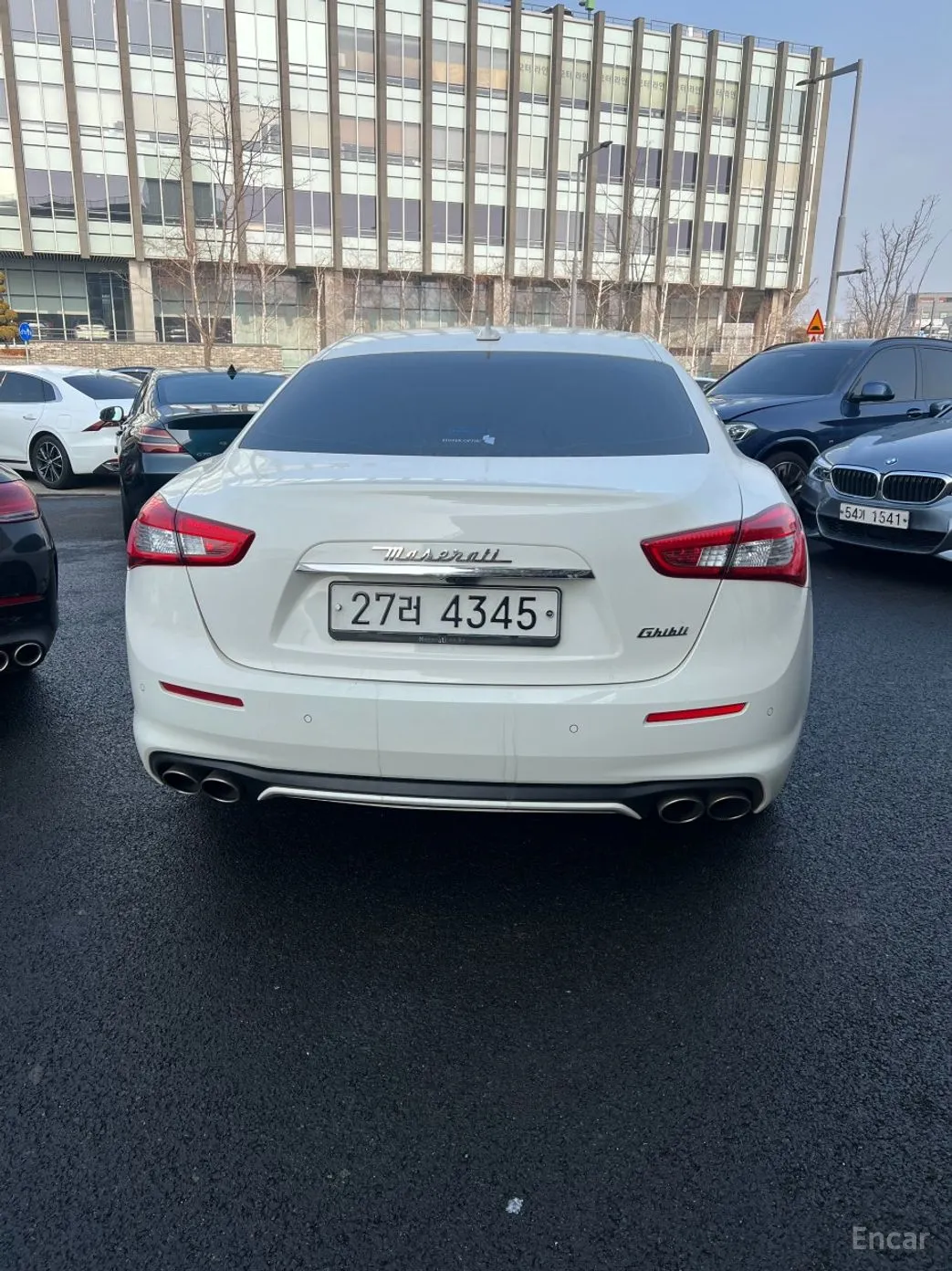 Maserati Ghibli превью 4