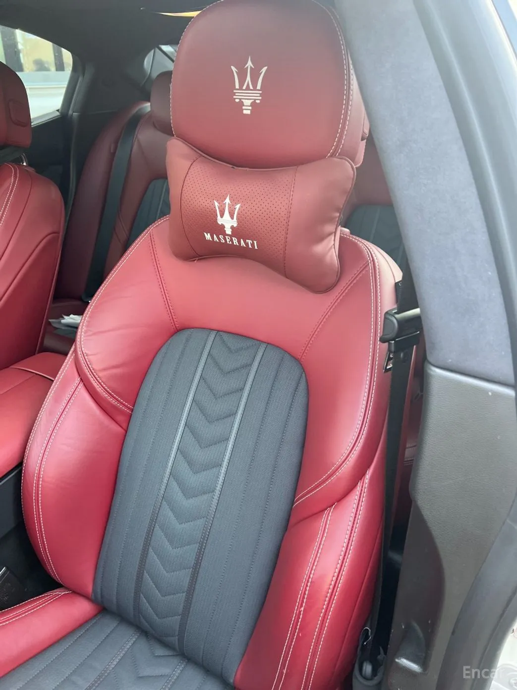 Maserati Ghibli превью 8