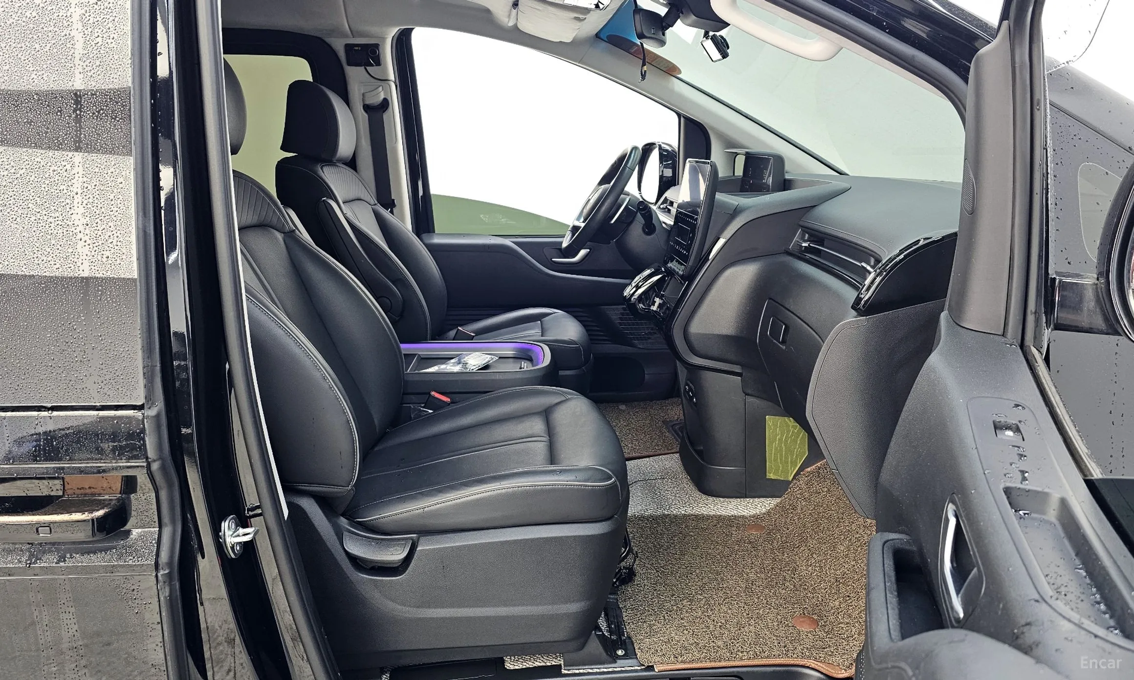Hyundai Staria превью 11