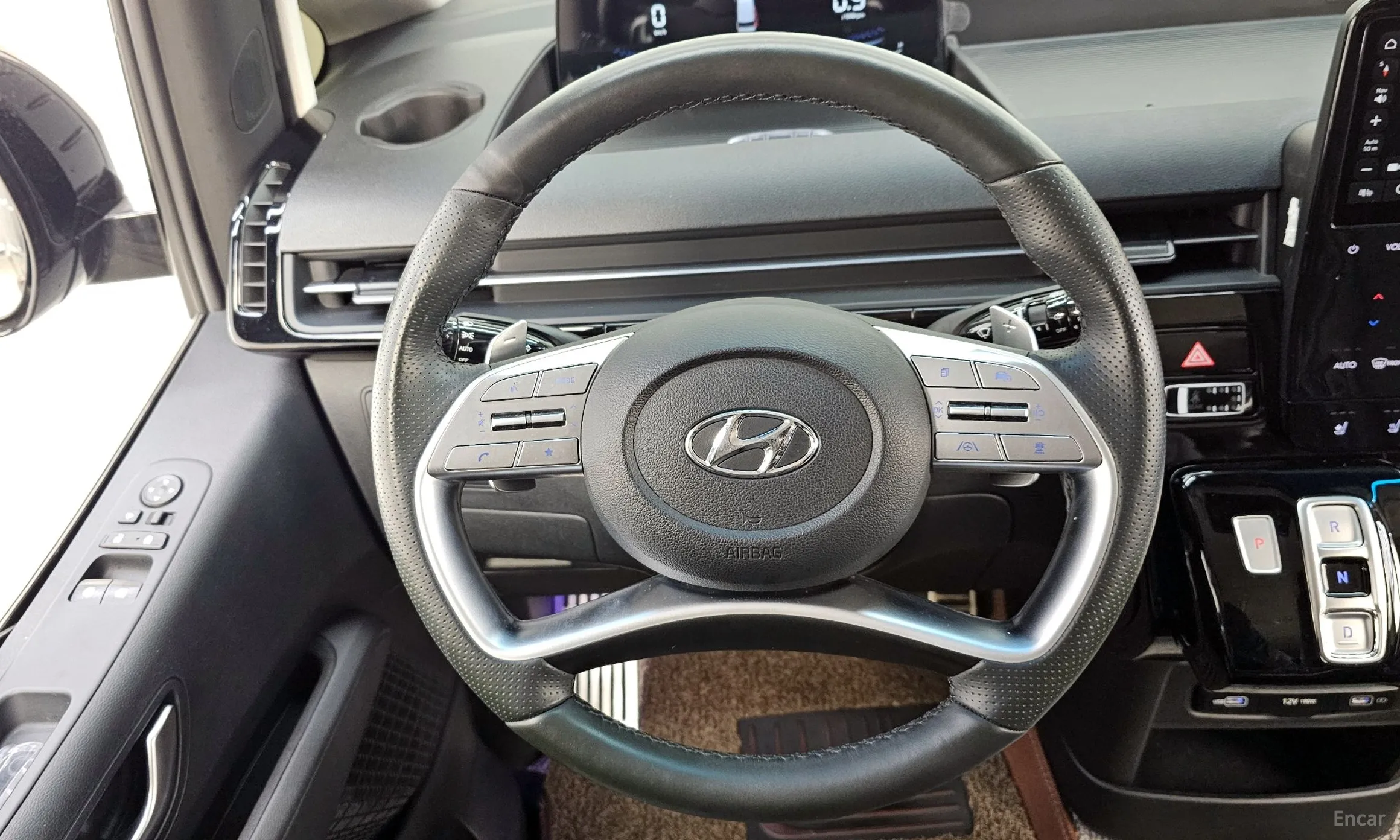 Hyundai Staria превью 13