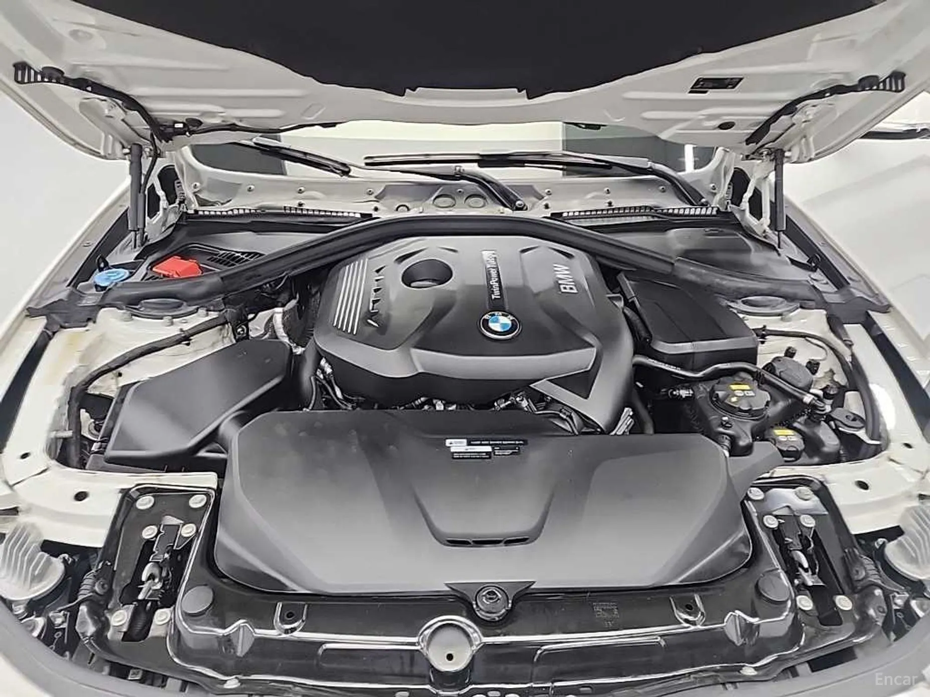 BMW Series 4 (F32) превью 5