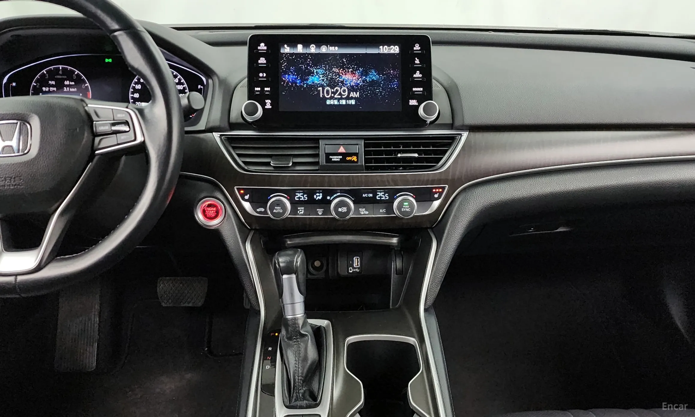 Honda Accord 10th Generation превью 14