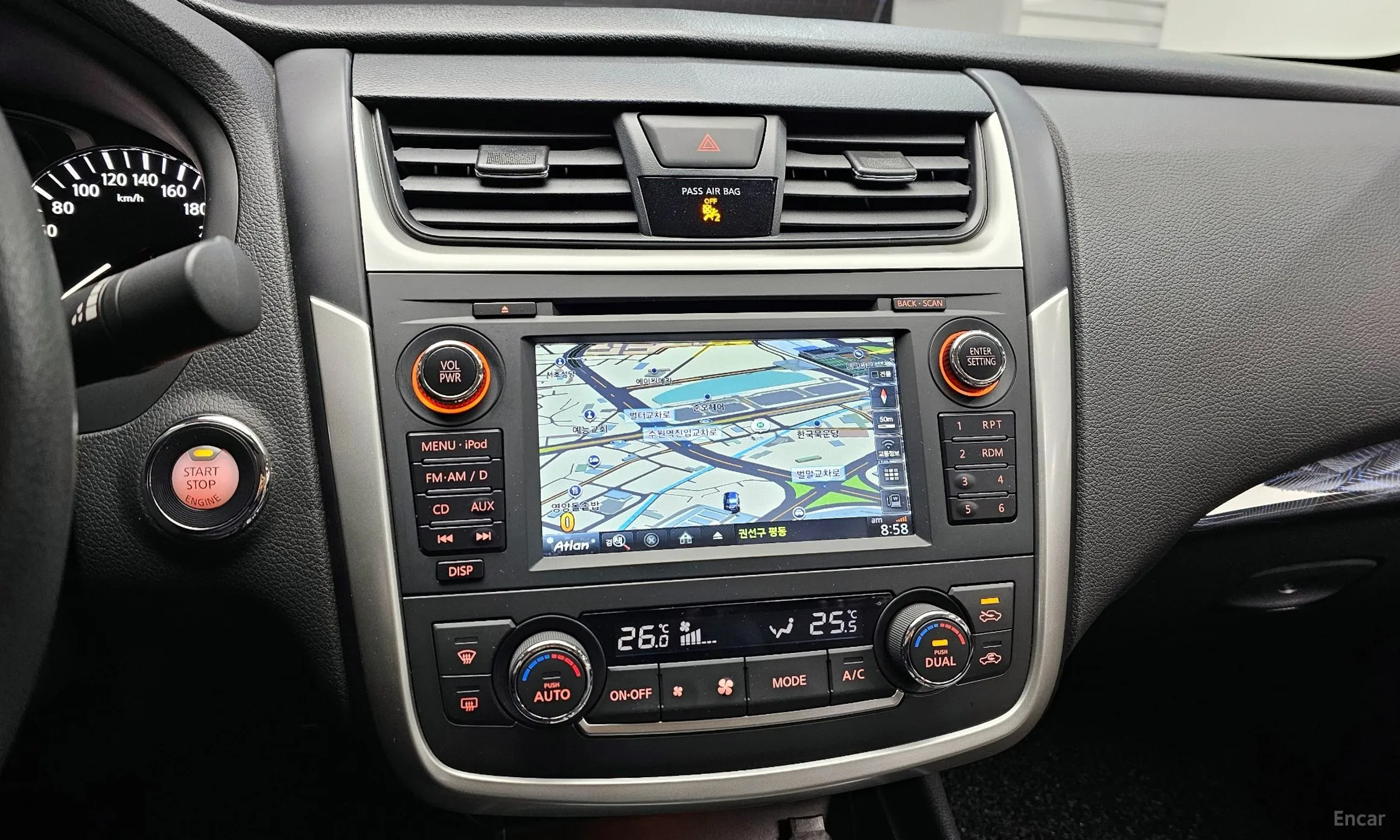 Nissan Altima превью 14