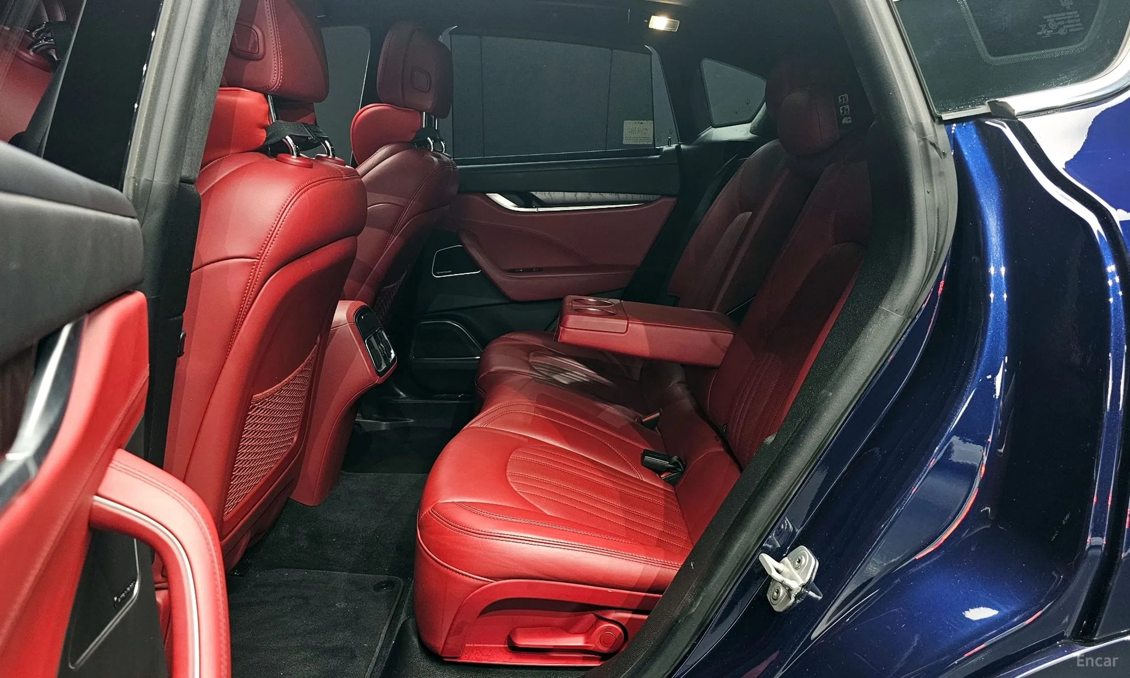 Maserati Levante превью 12