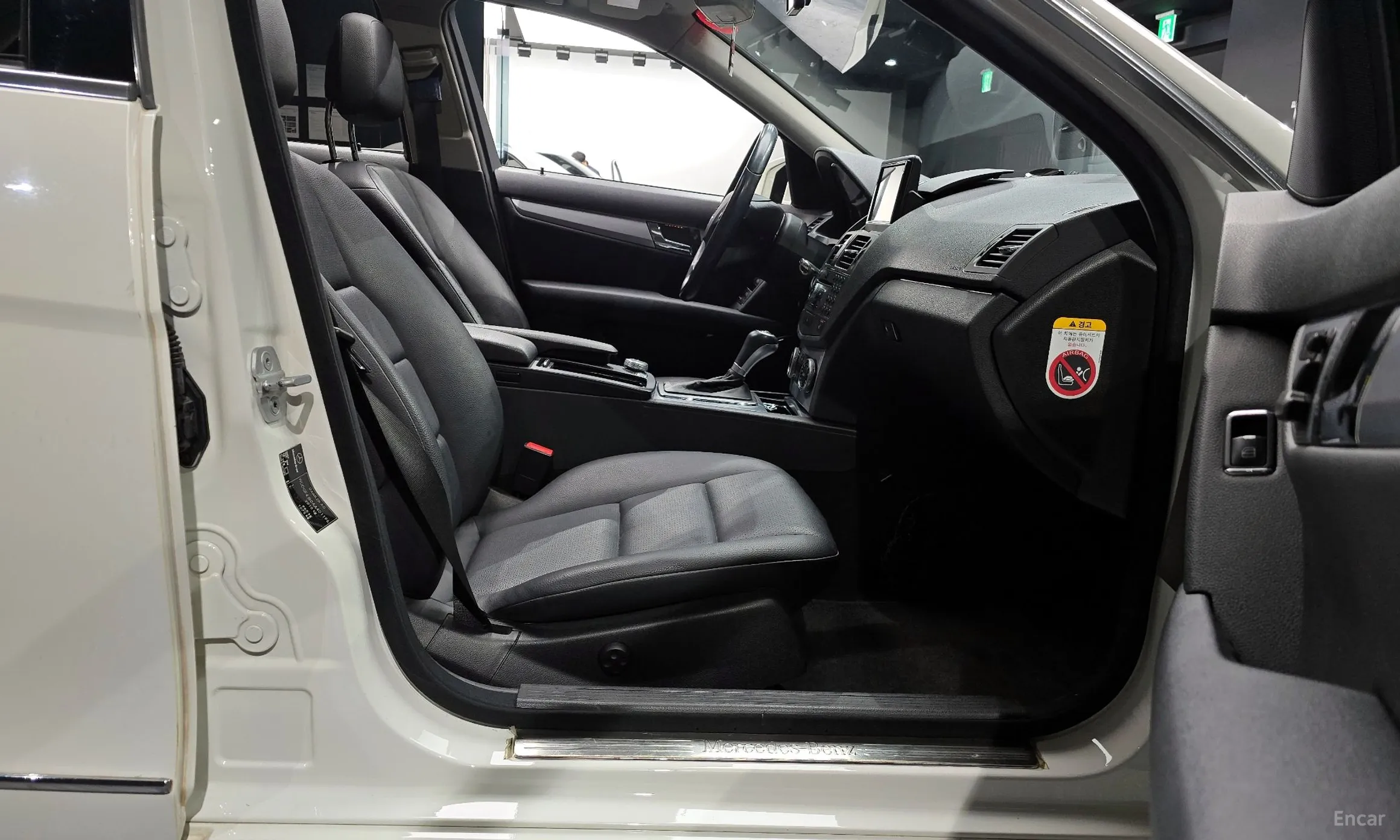 Mercedes Benz C-Class W204 превью 11
