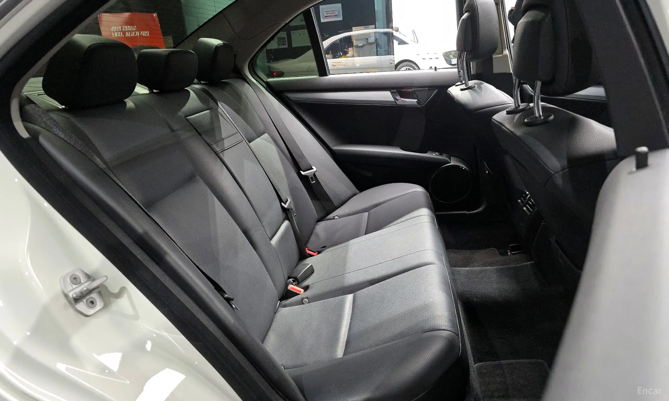 Mercedes Benz C-Class W204 превью 12