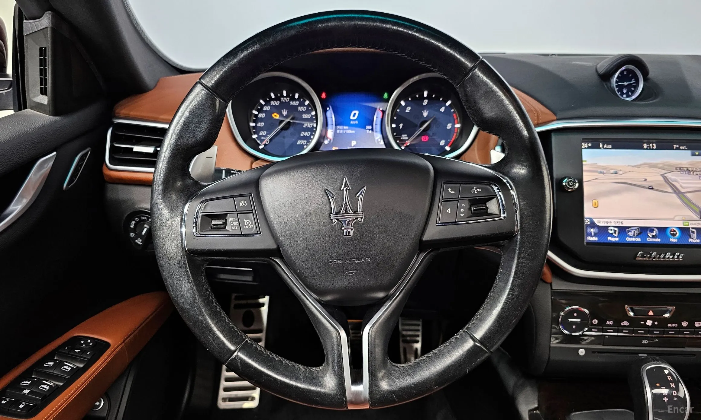 Maserati Ghibli превью 13