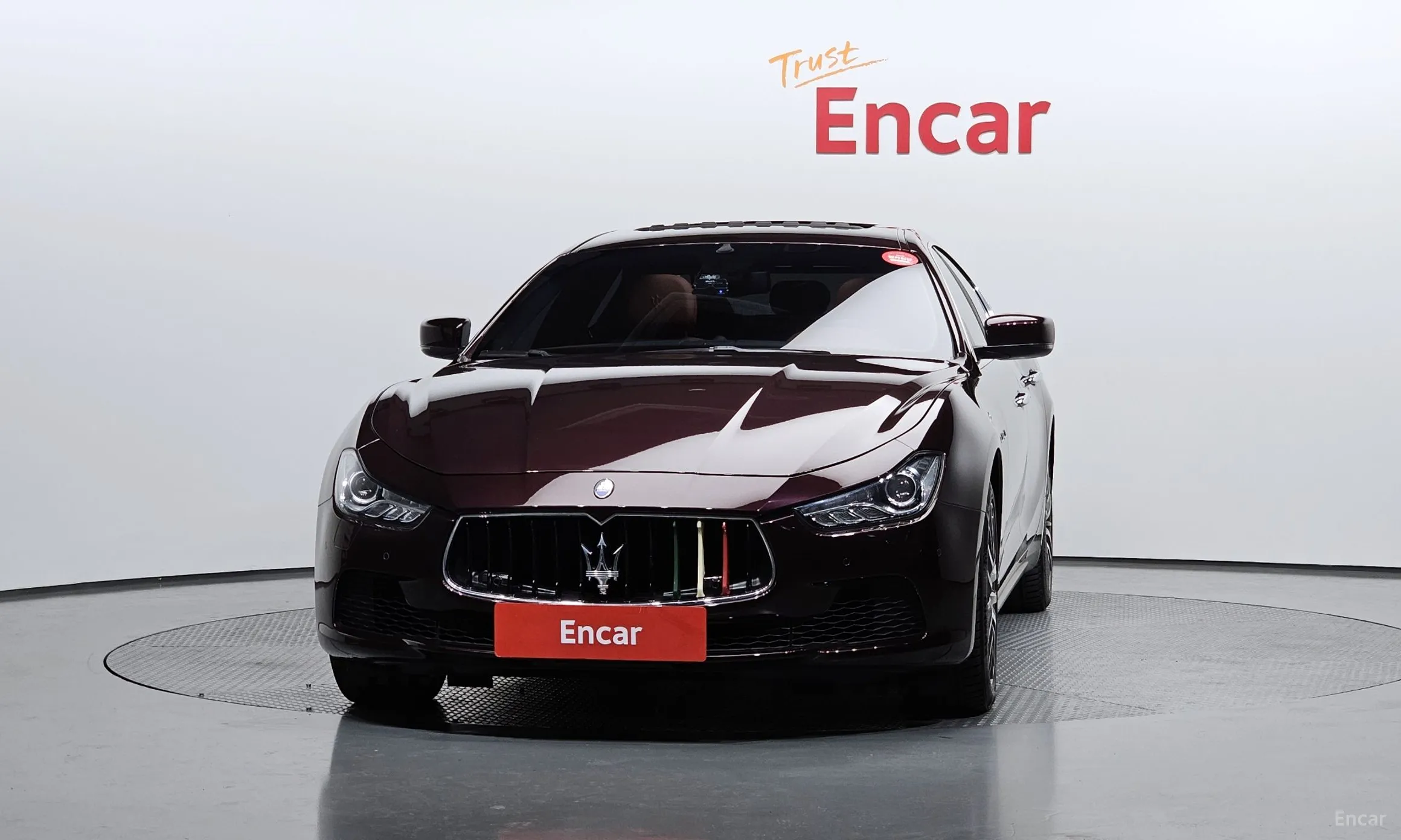 Maserati Ghibli превью 3