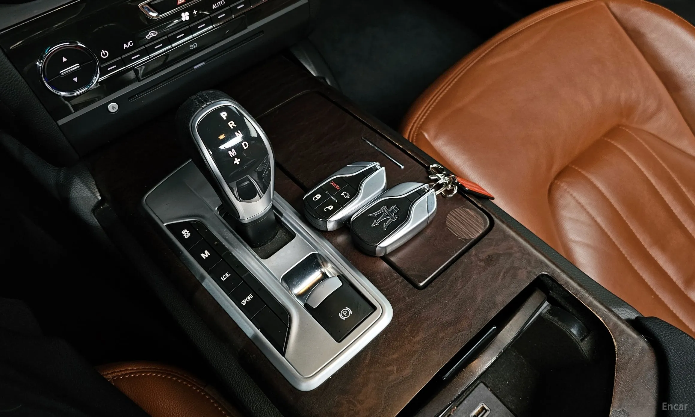 Maserati Ghibli превью 9