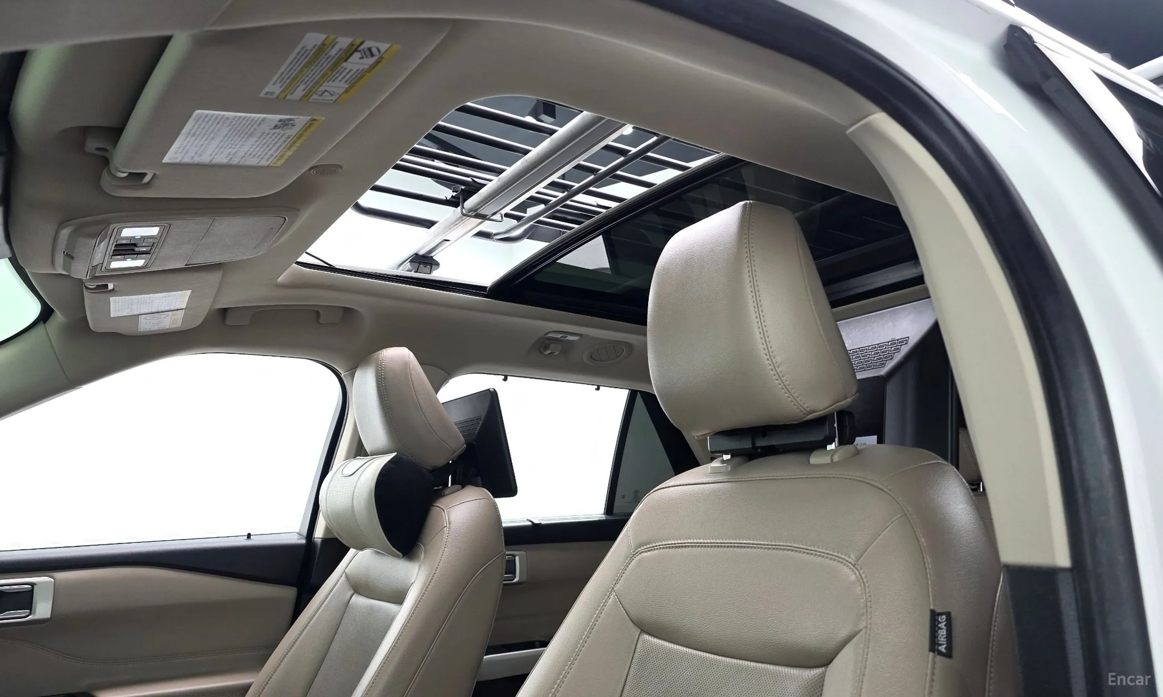 Ford Explorer 6th Generation превью 17