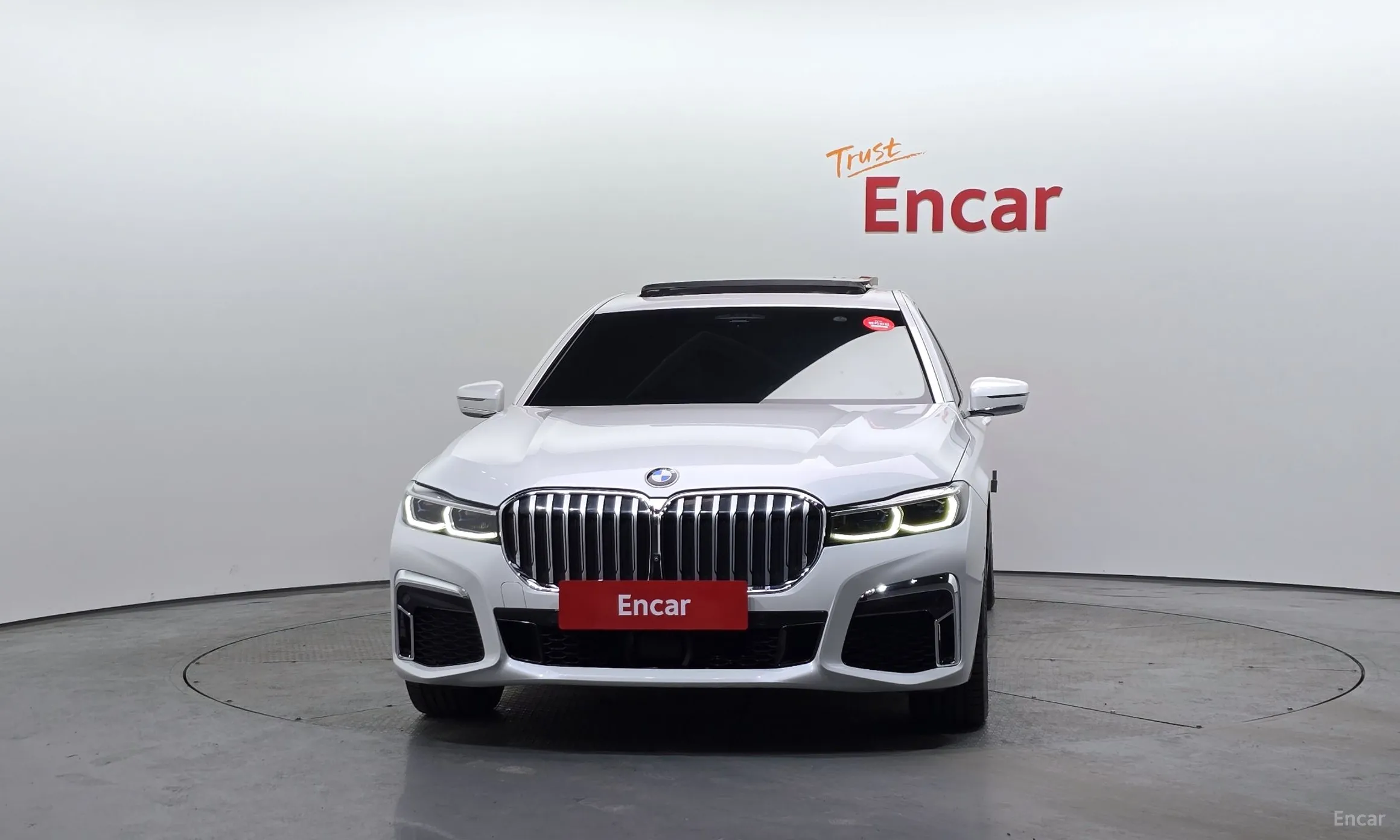 BMW 7 Series (G11) превью 3