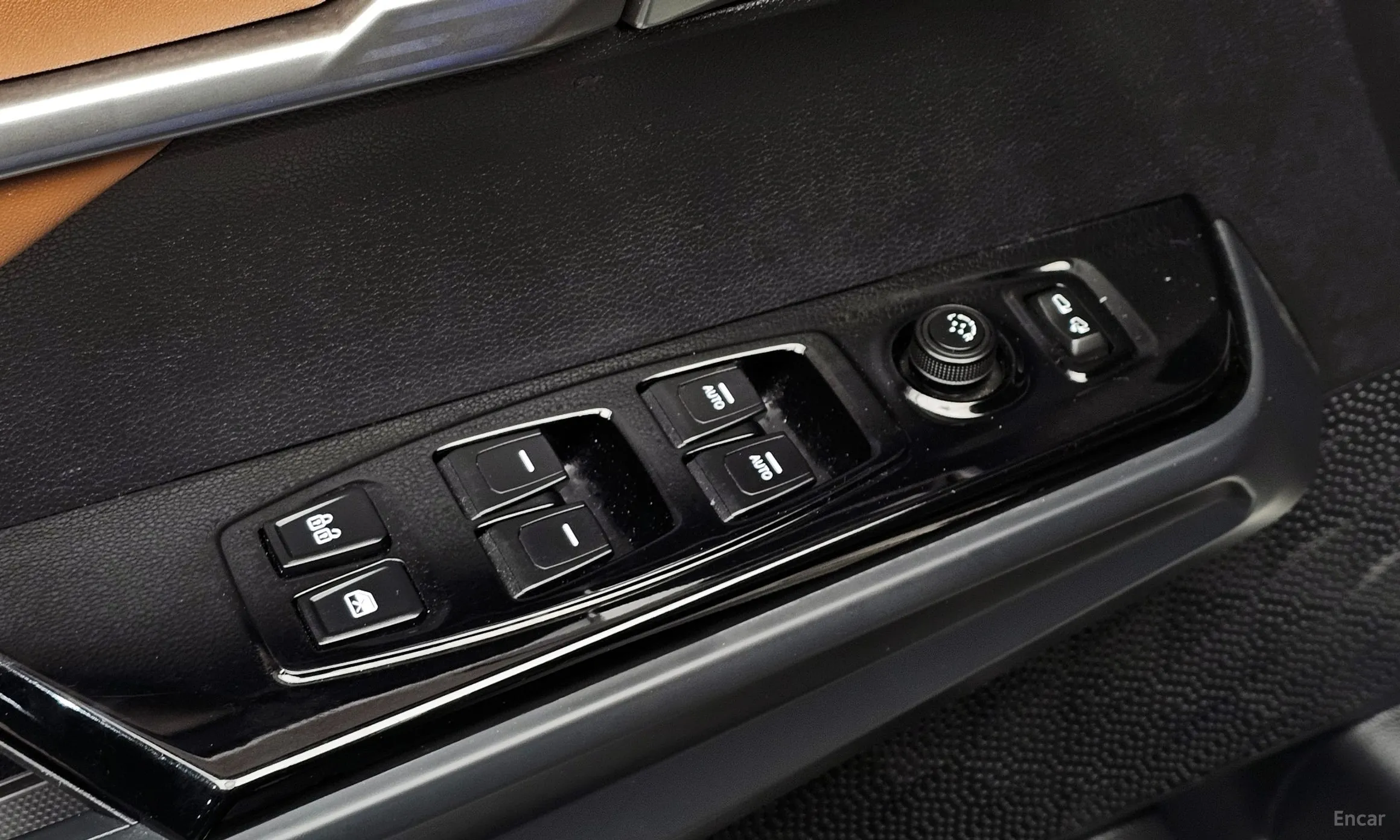 KG Mobility (SsangYong) Torres превью 17