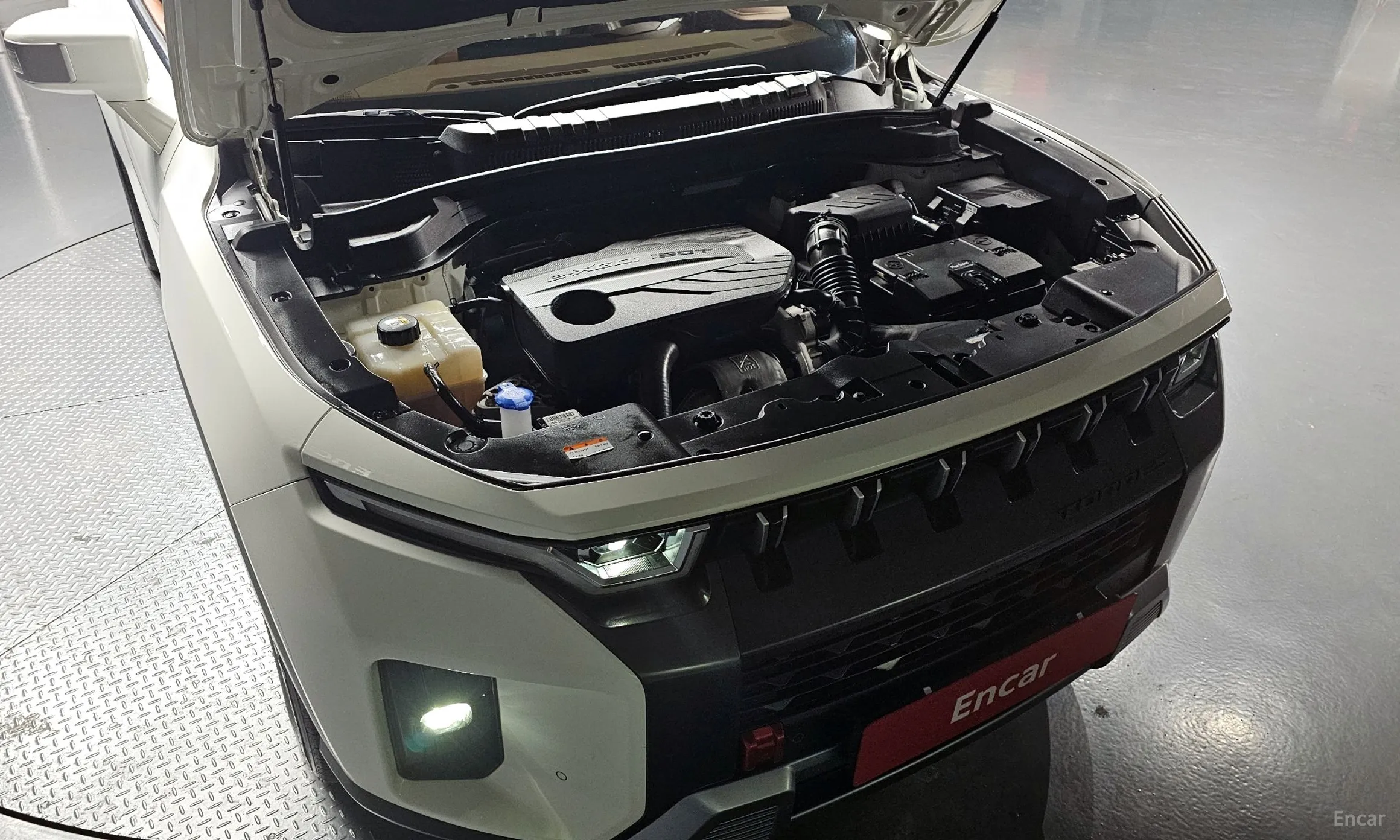 KG Mobility (SsangYong) Torres превью 6