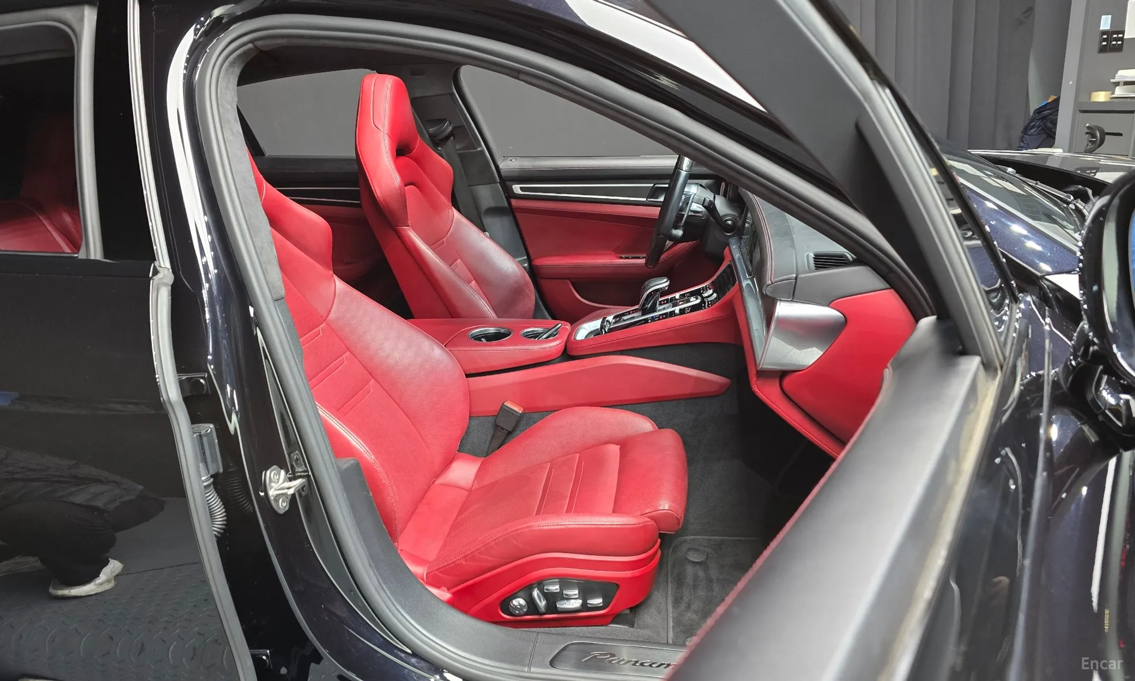 Porsche Panamera (971) превью 12