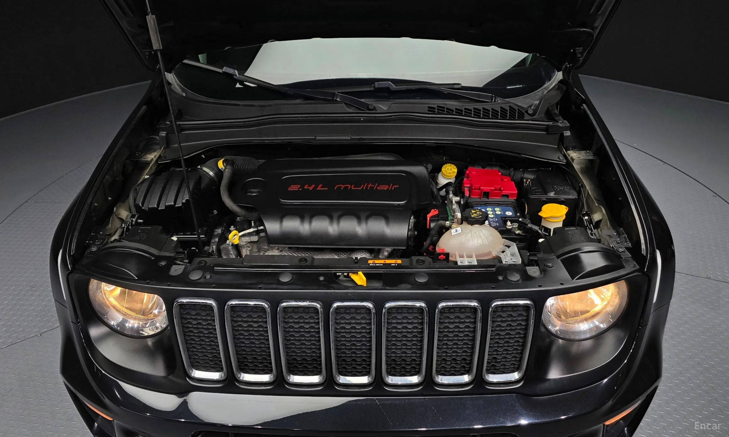 Jeep Renegade превью 6
