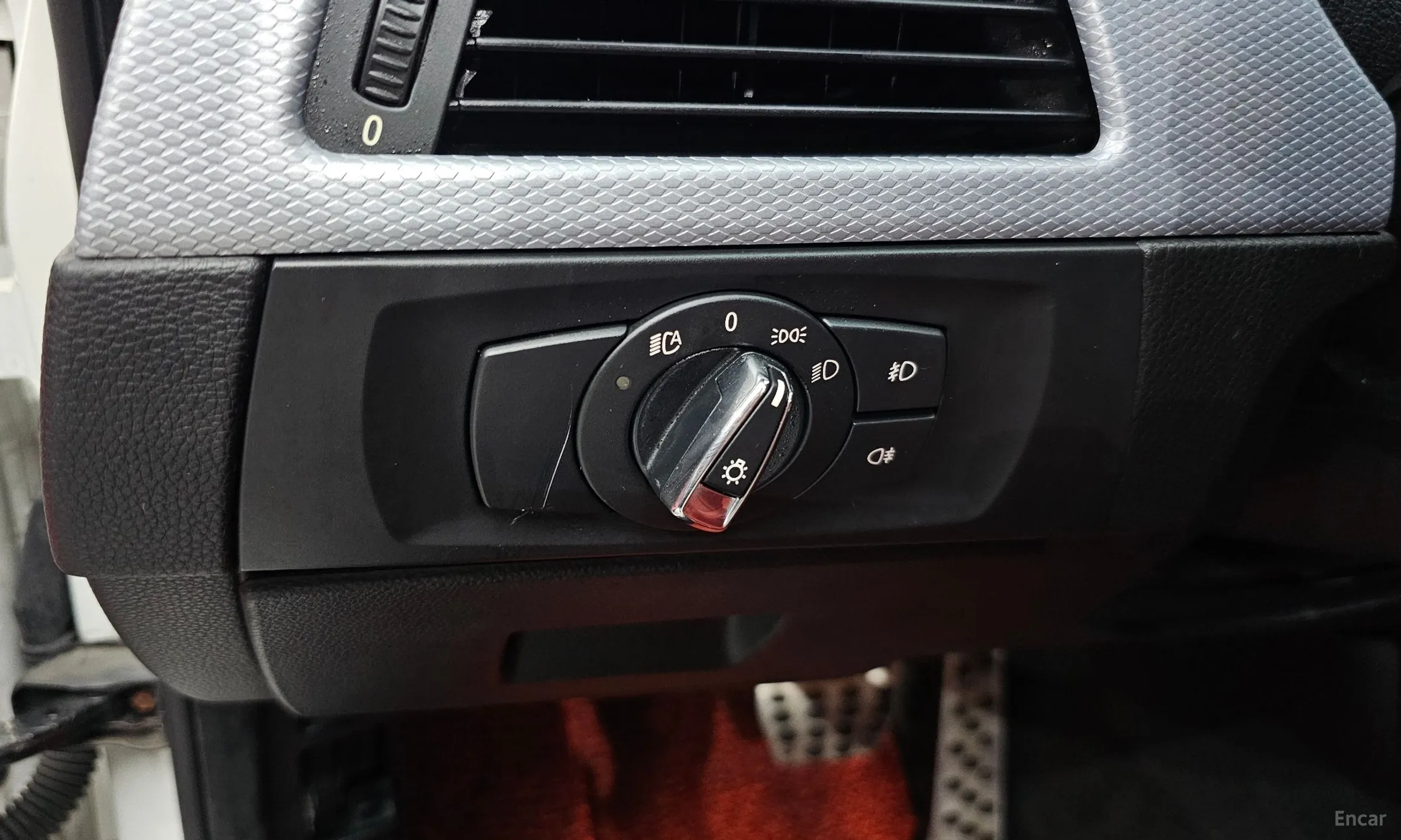 BMW 3 Series (E90) превью 13