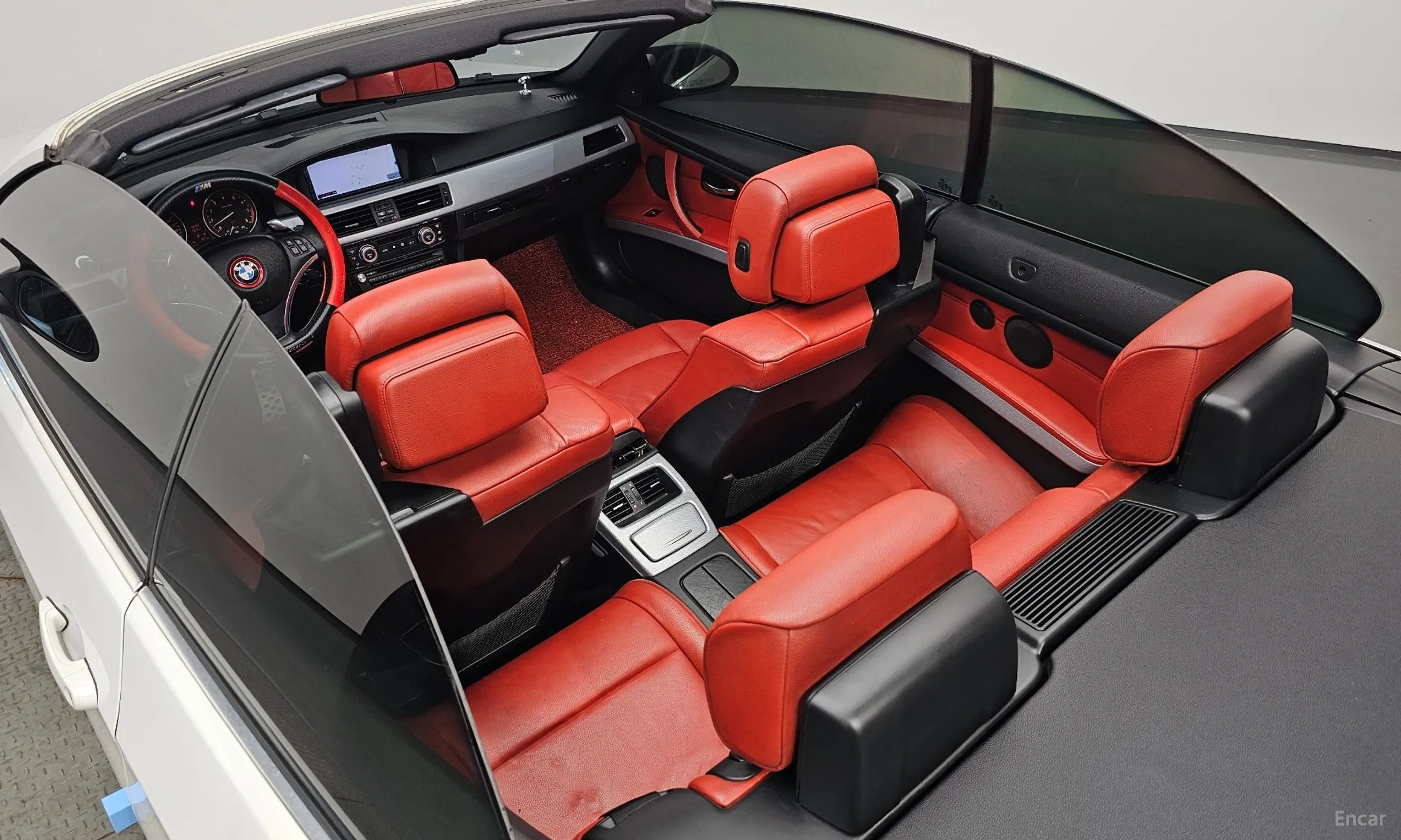 BMW 3 Series (E90) превью 20