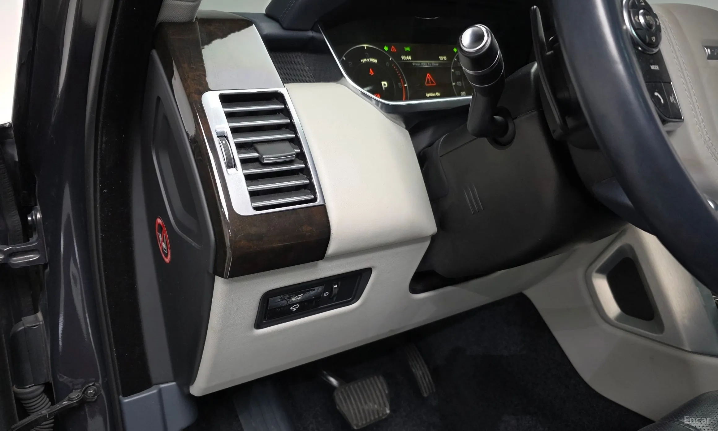 Land Rover Range Rover 4th Generation превью 13