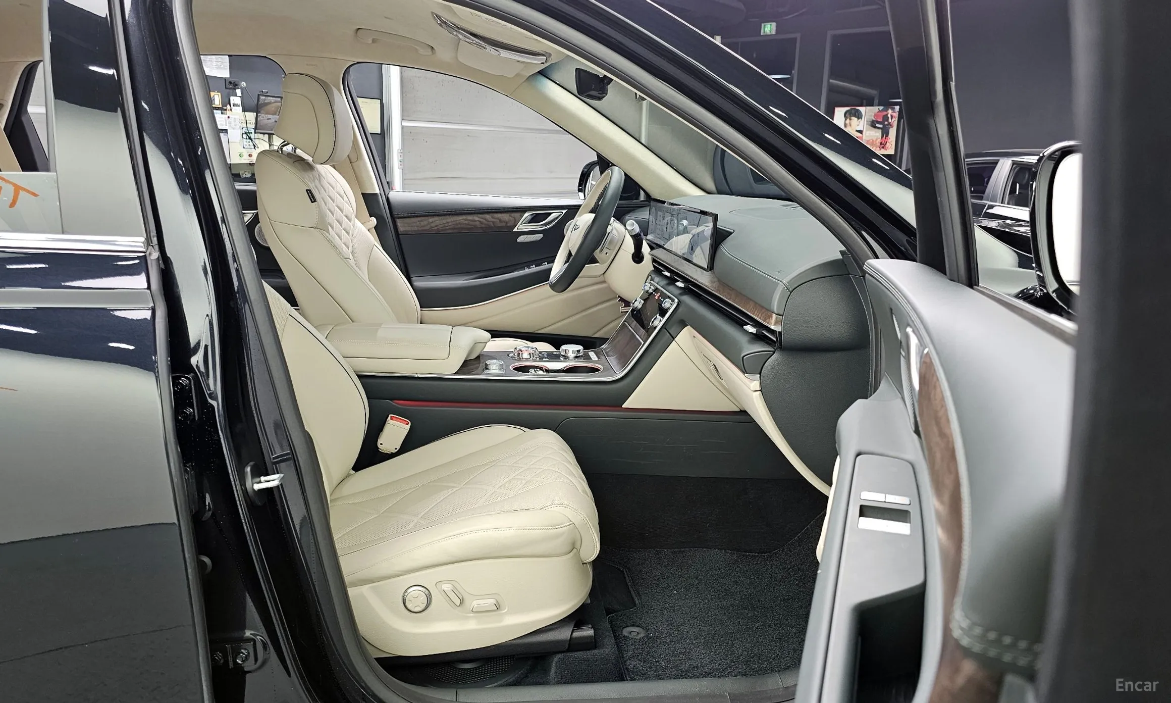 Genesis GV80 превью 11