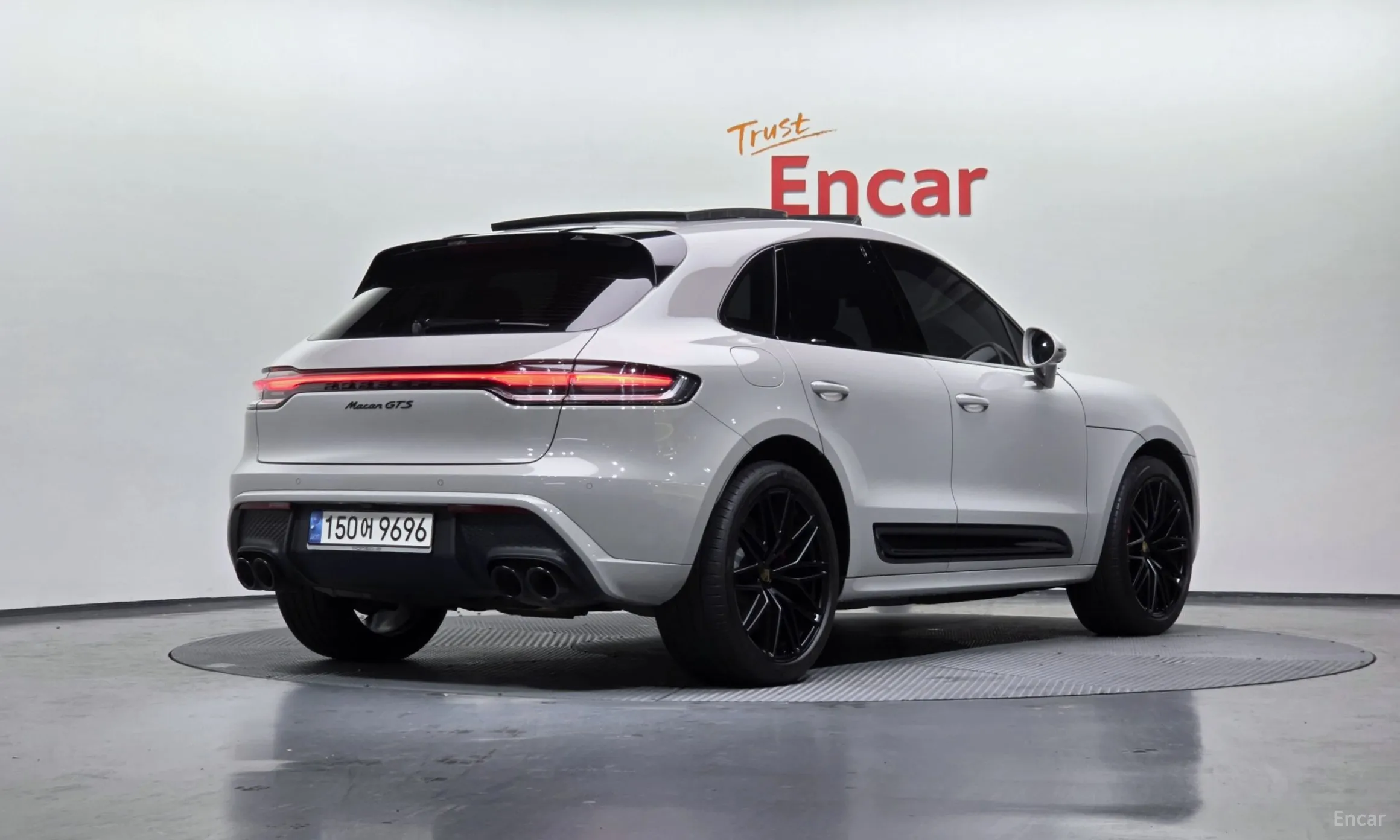 Porsche Macan превью 2