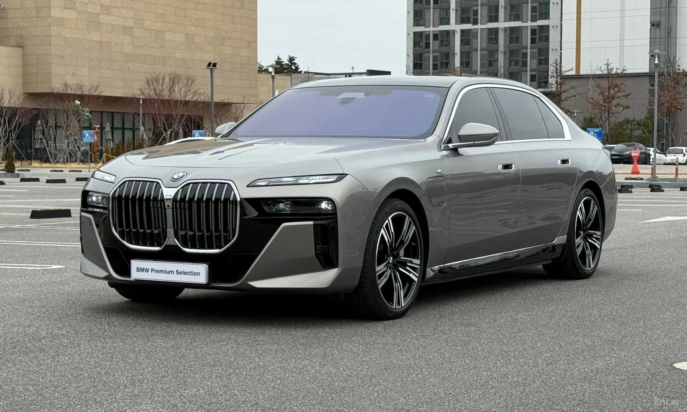 BMW 7 Series (G70)