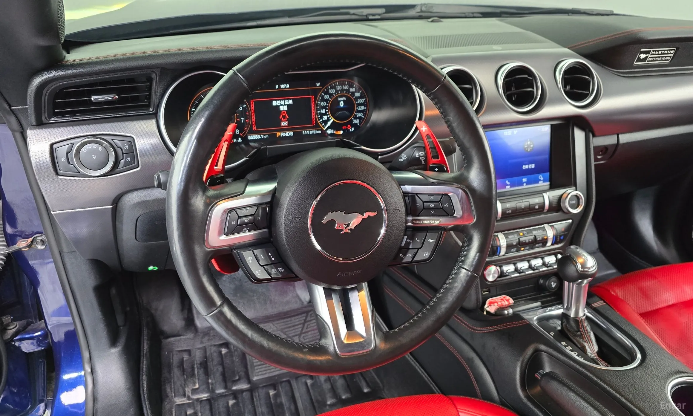 Ford Mustang превью 13