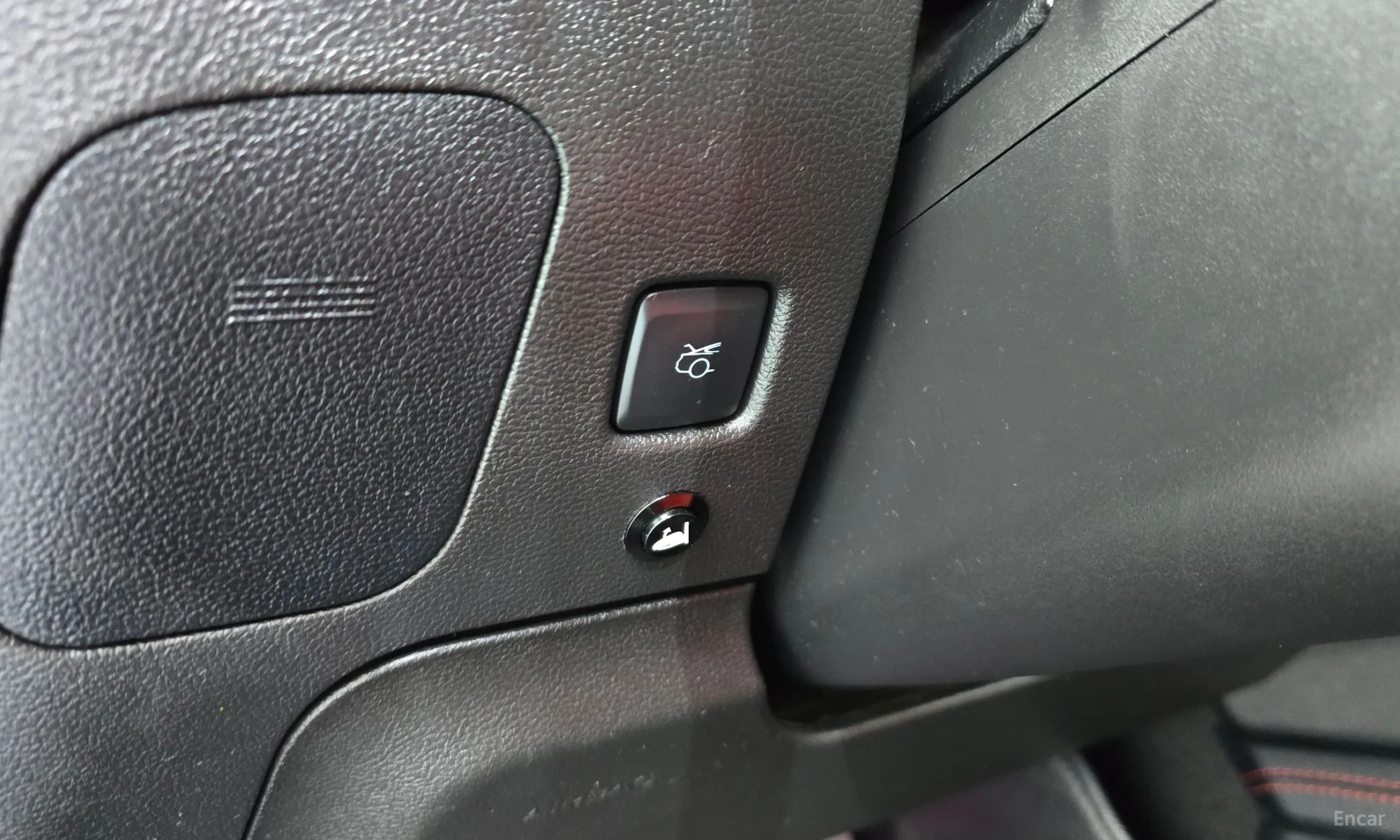 Ford Mustang превью 18