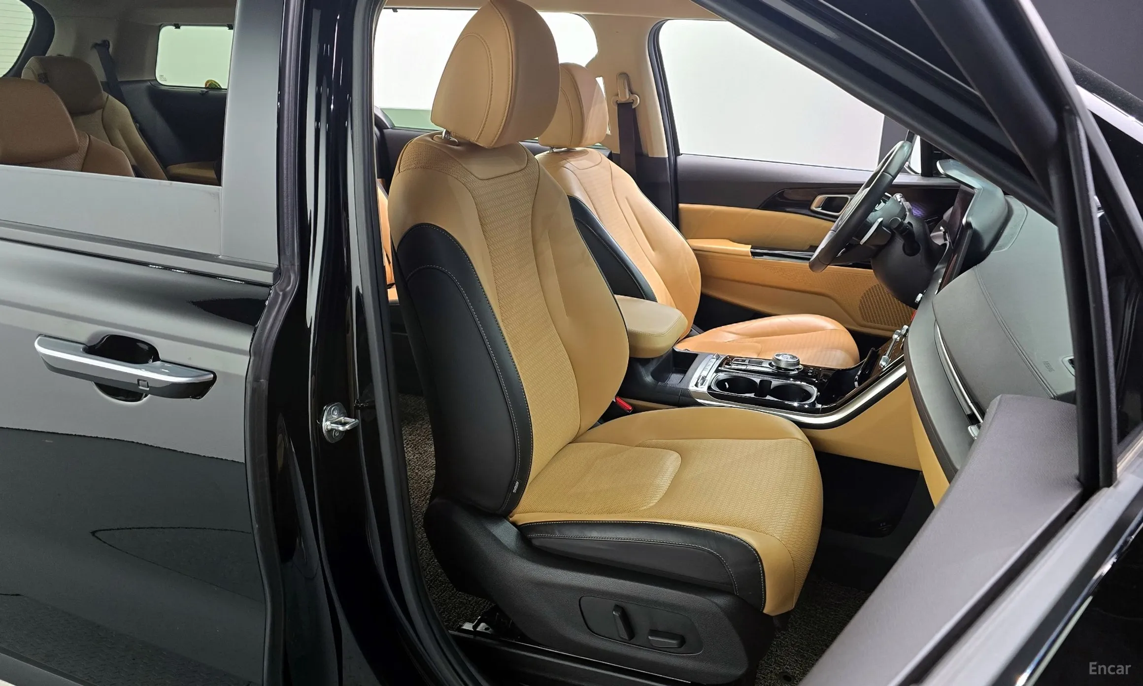 Kia Carnival Gen 4 превью 11
