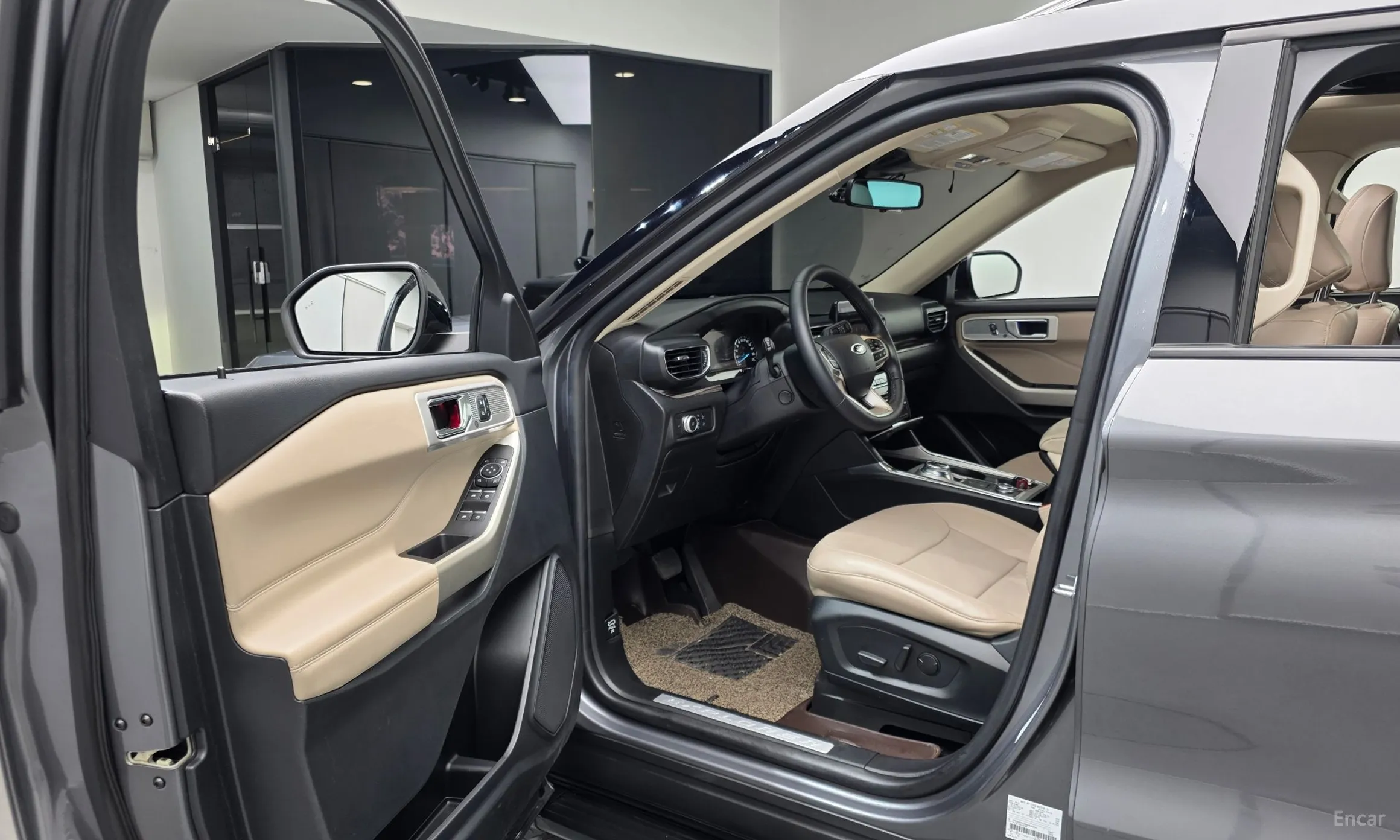 Ford Explorer 6th Generation превью 11