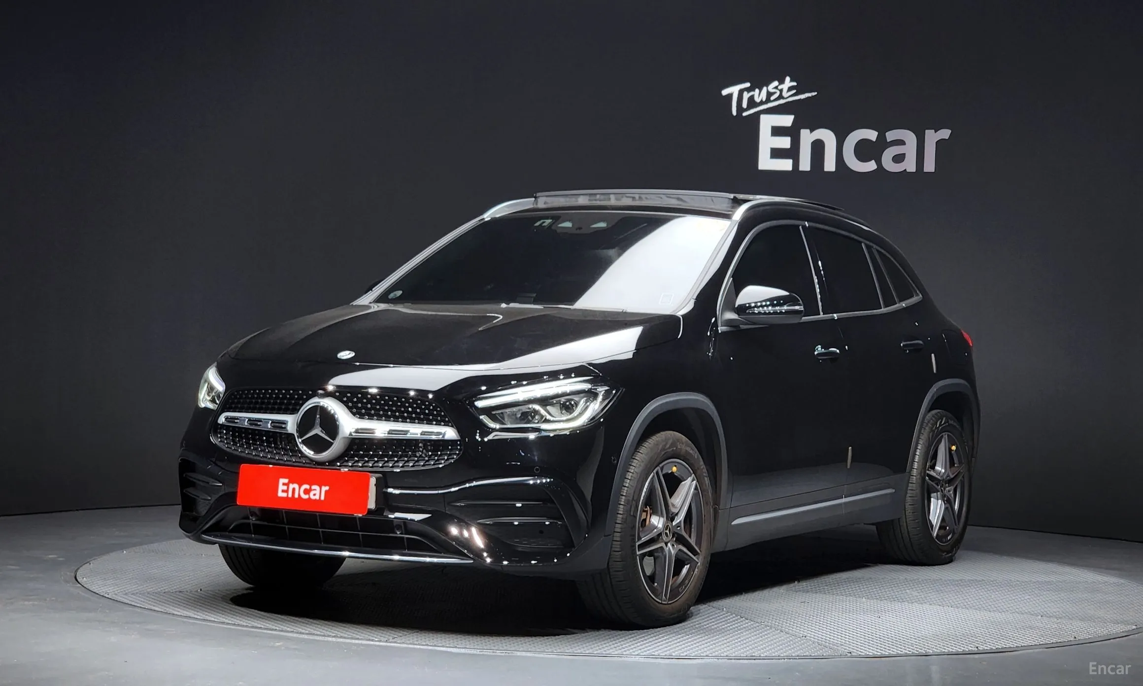 Mercedes Benz GLA-Class H247