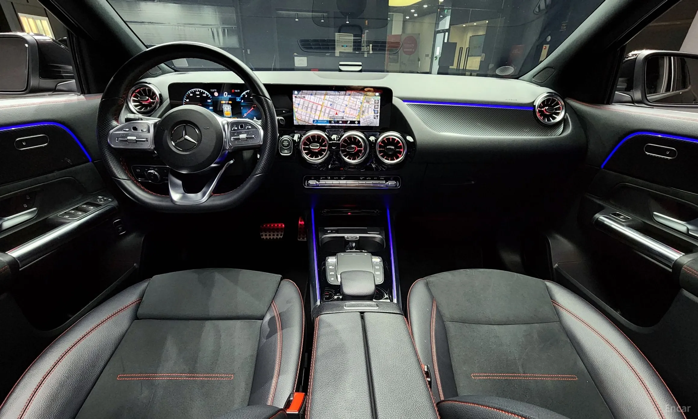 Mercedes Benz GLA-Class H247 превью 7