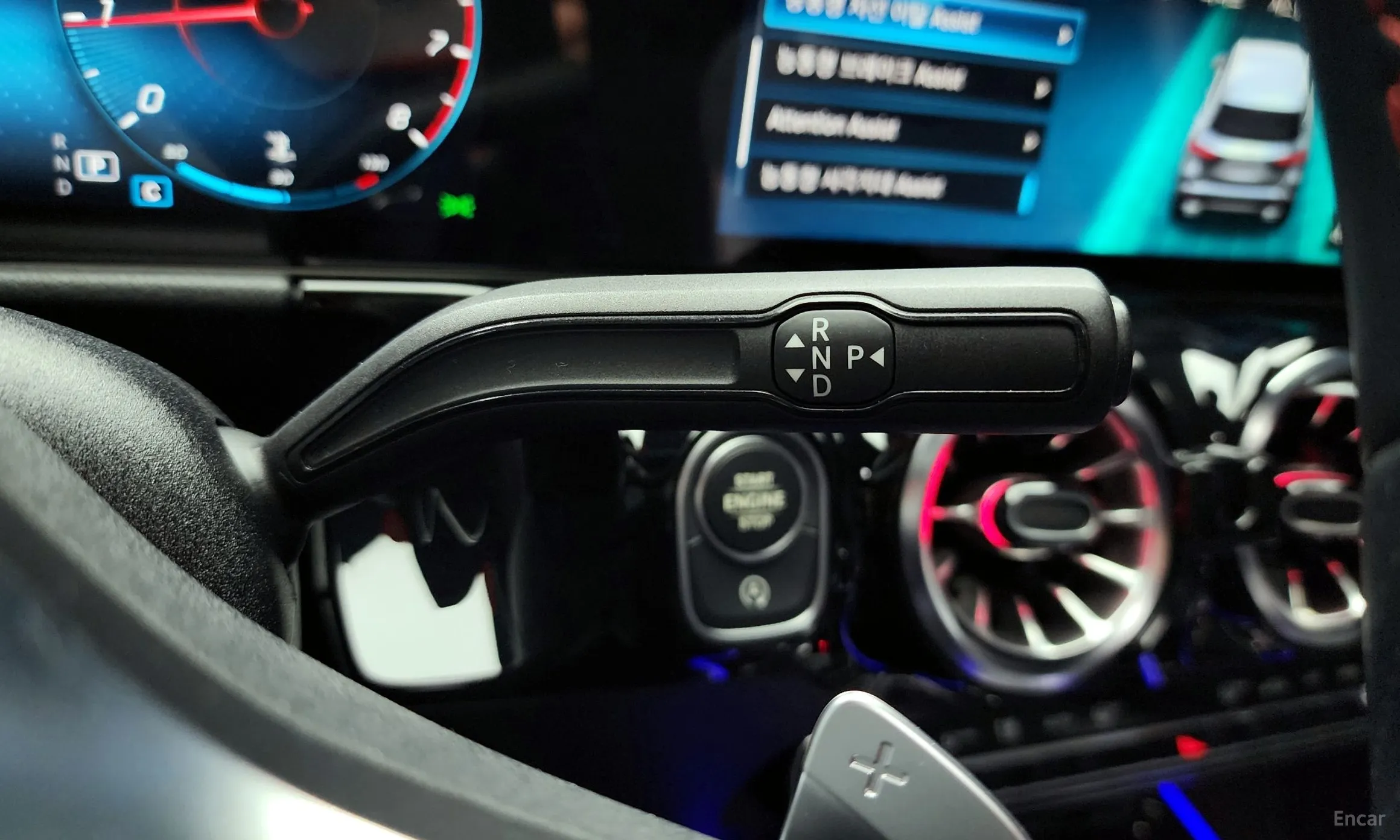 Mercedes Benz GLA-Class H247 превью 9