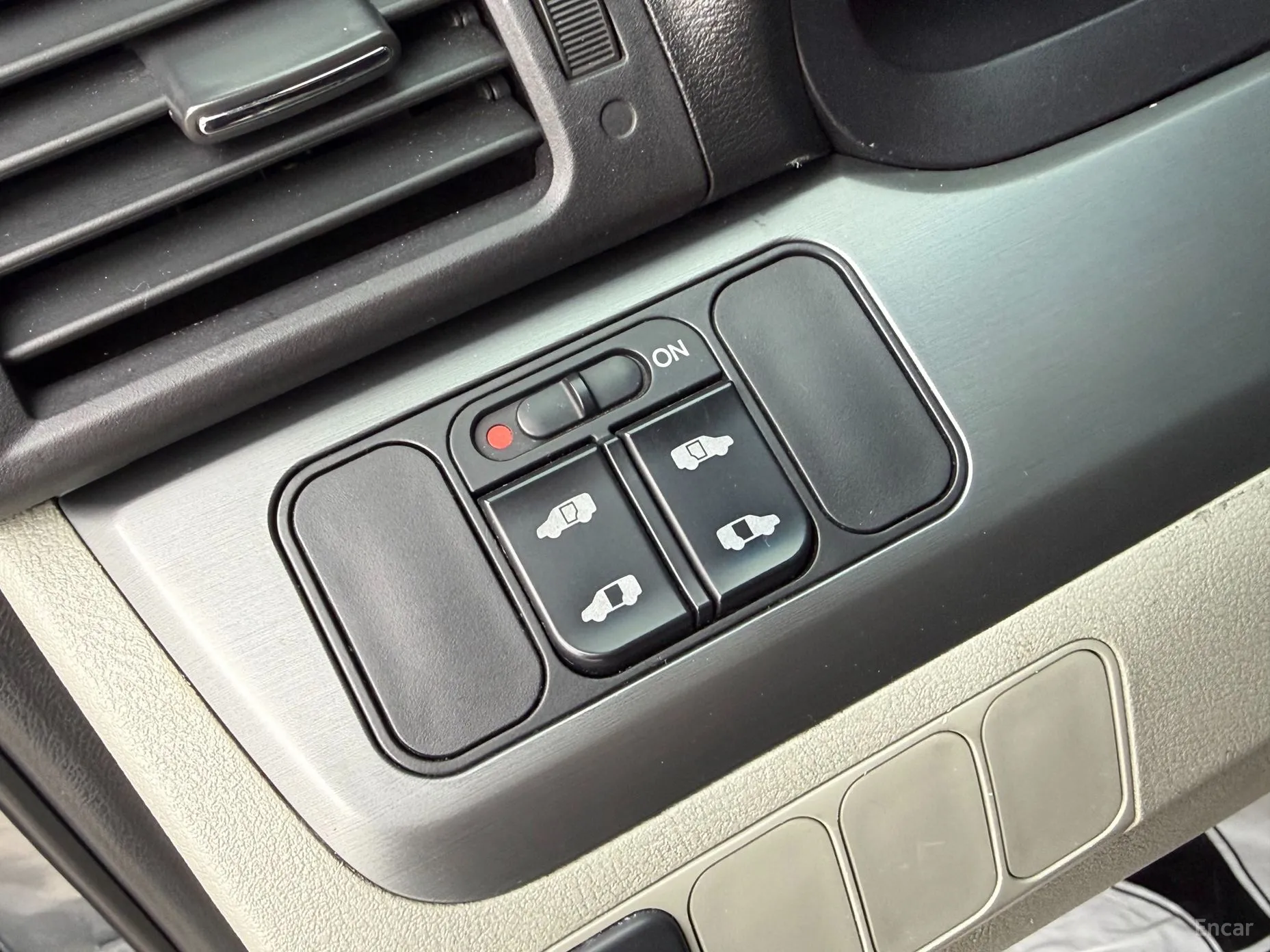 Honda Odyssey превью 12