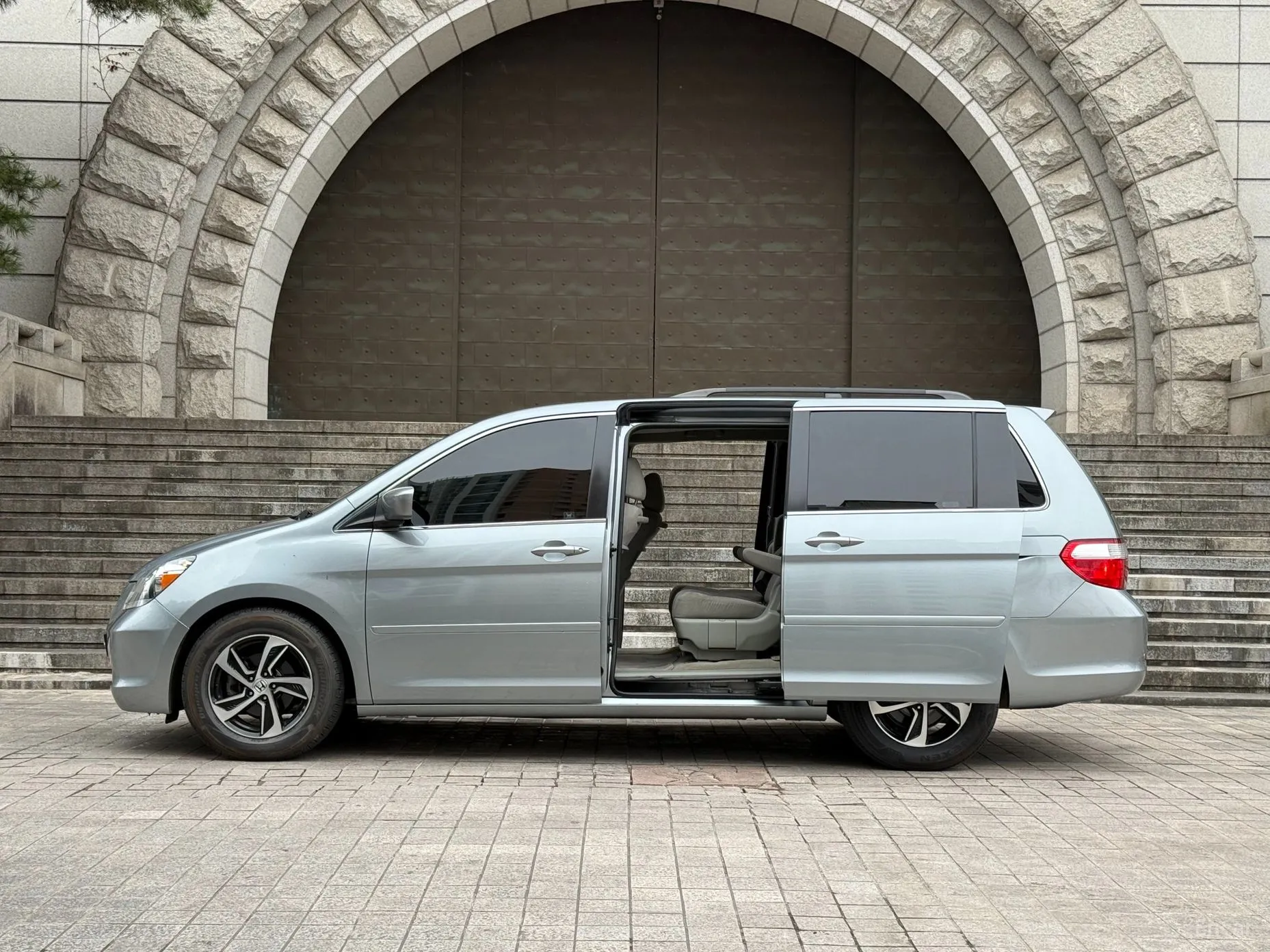 Honda Odyssey превью 4