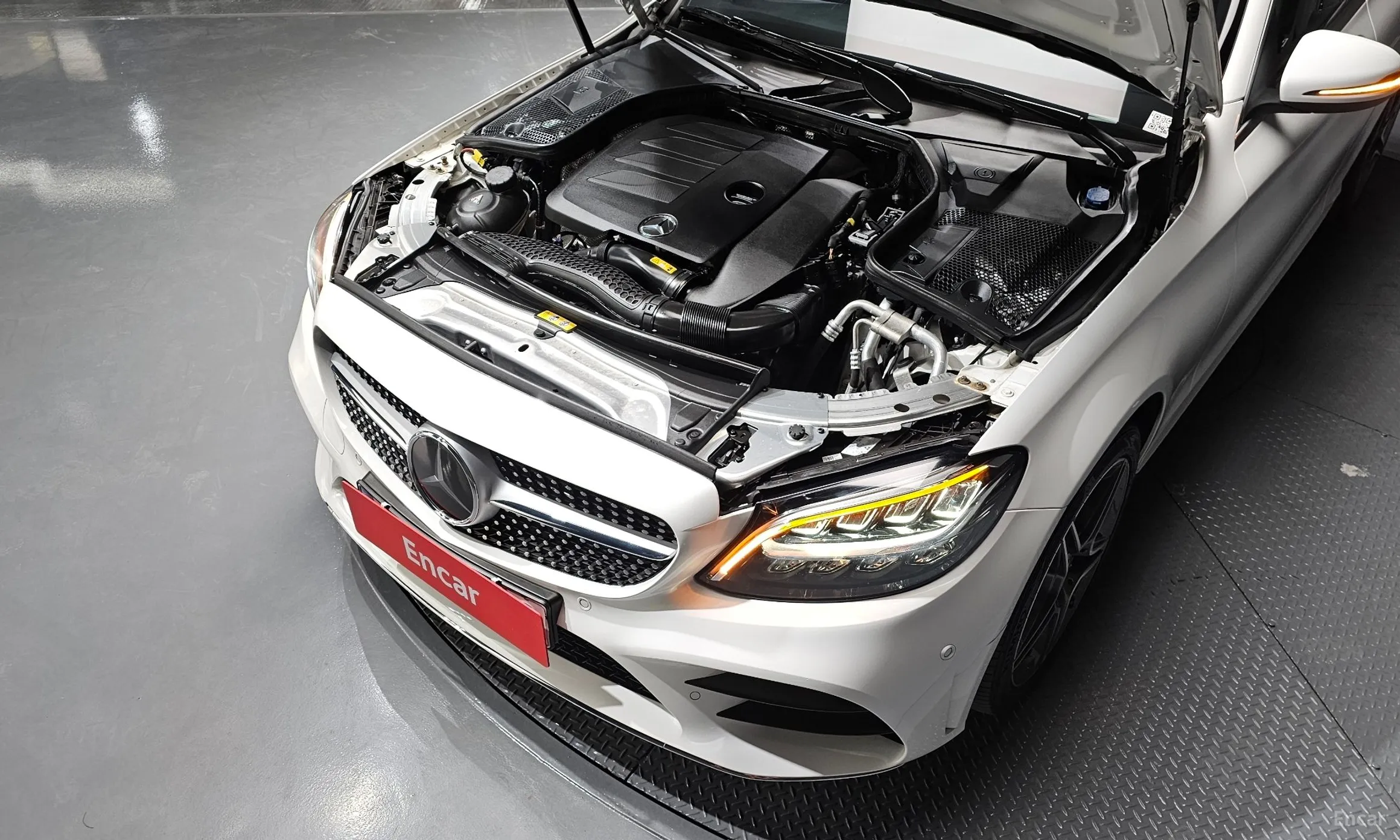 Mercedes Benz C-Class W205 превью 6