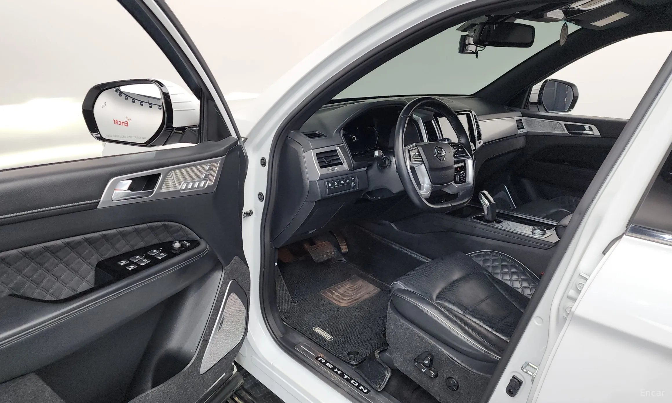 KG Mobility (SsangYong) Rexton превью 10