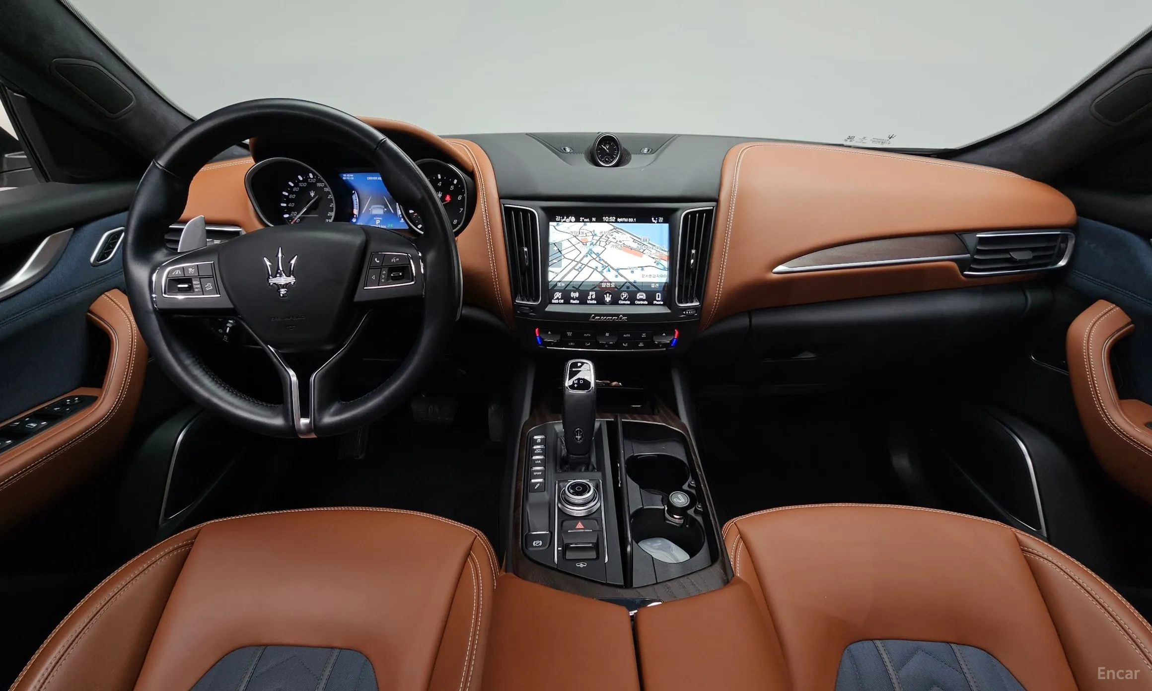 Maserati Levante превью 7