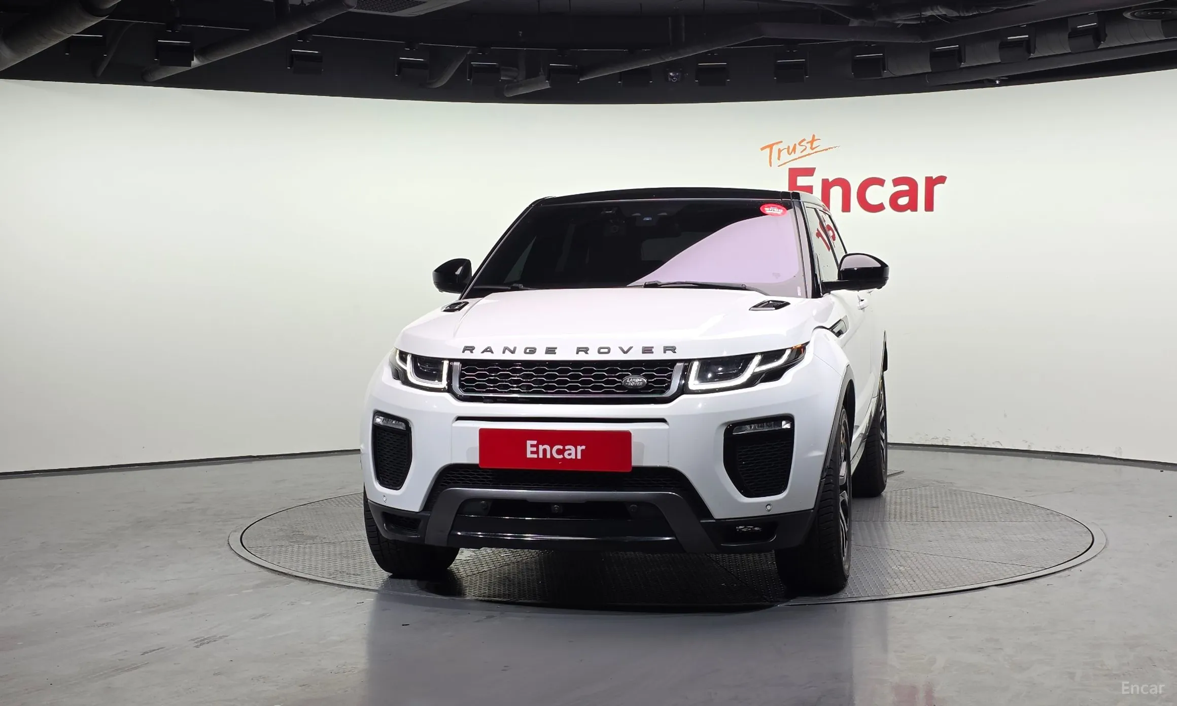 Land Rover Range Rover Evoque превью 3