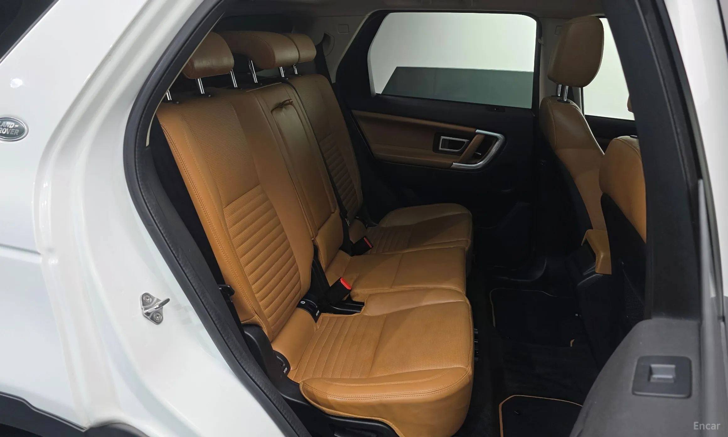 Land Rover Discovery Sports превью 12