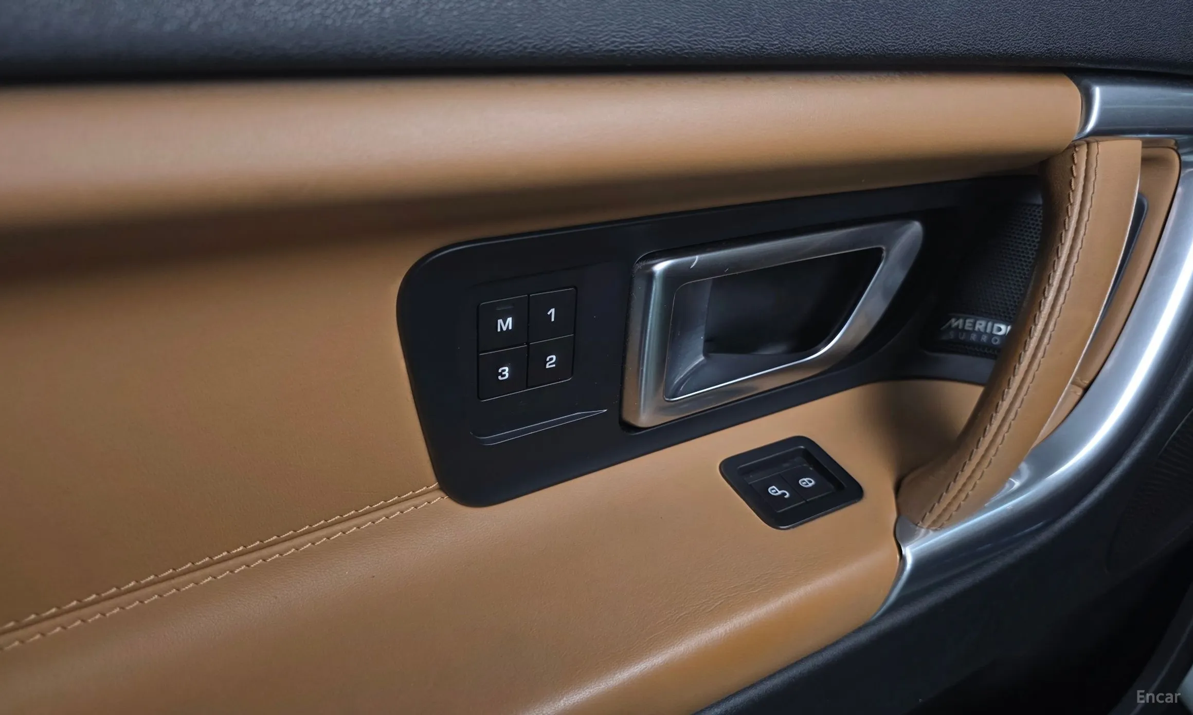 Land Rover Discovery Sports превью 17