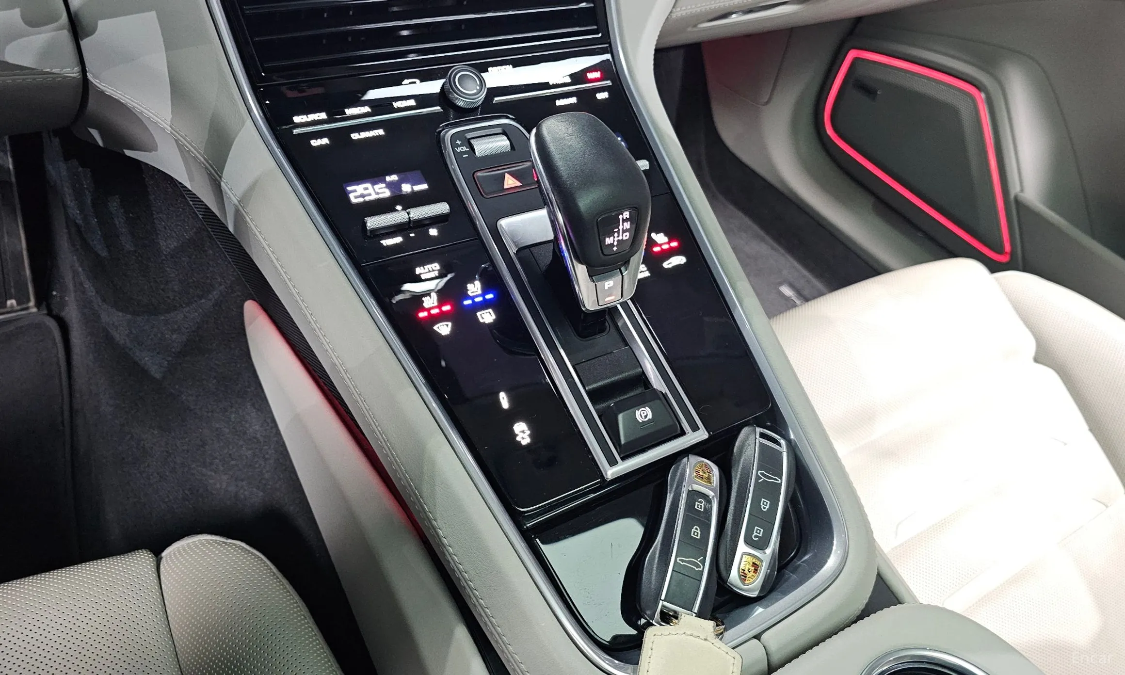 Porsche Panamera (971) превью 9