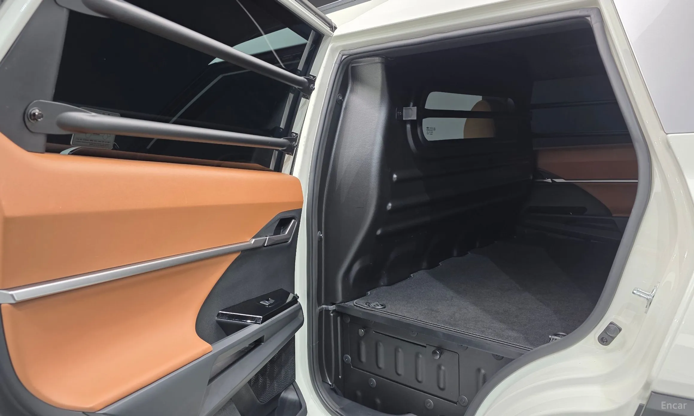 KG Mobility (SsangYong) Torres превью 18