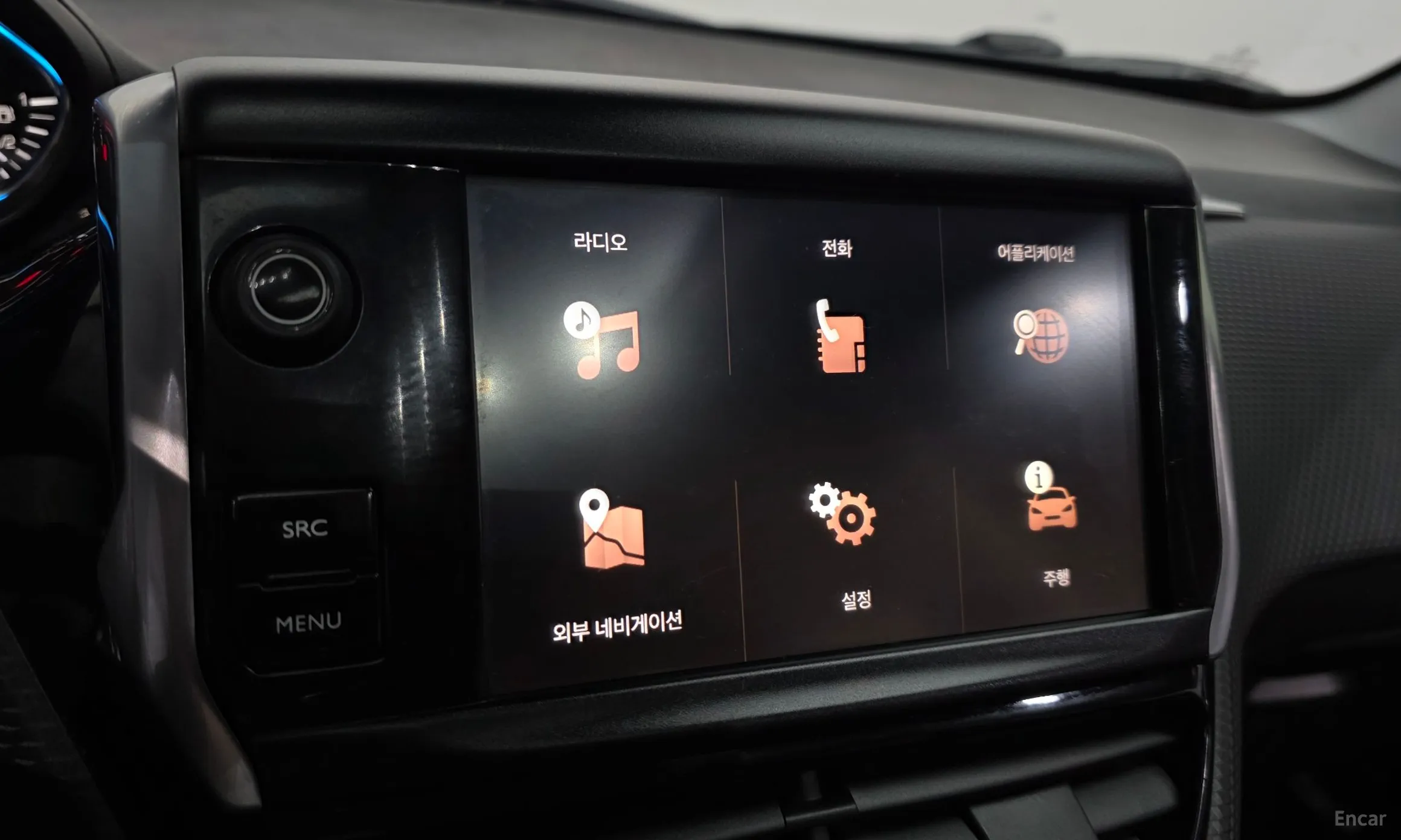 Peugeot 2008. превью 14
