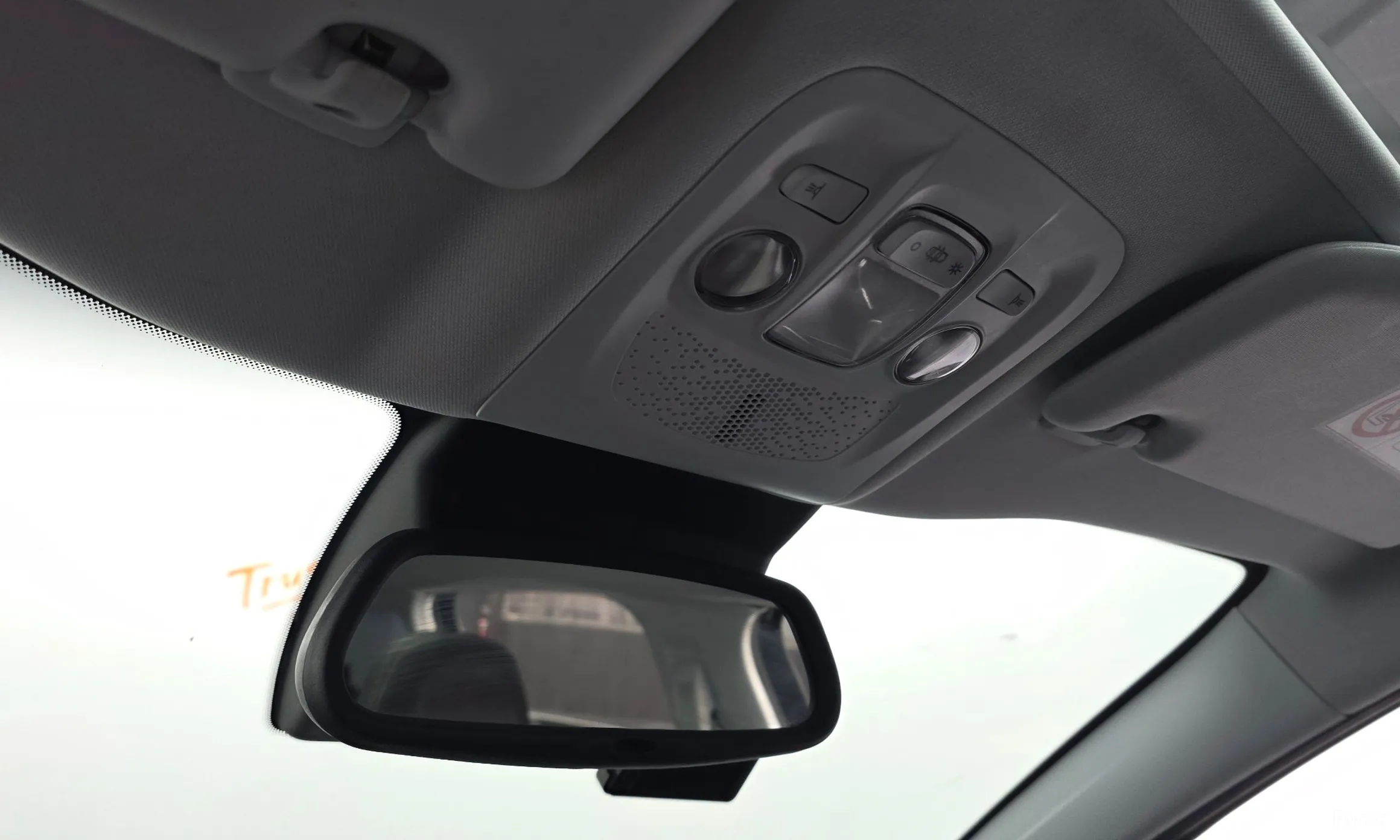 Peugeot 2008. превью 18