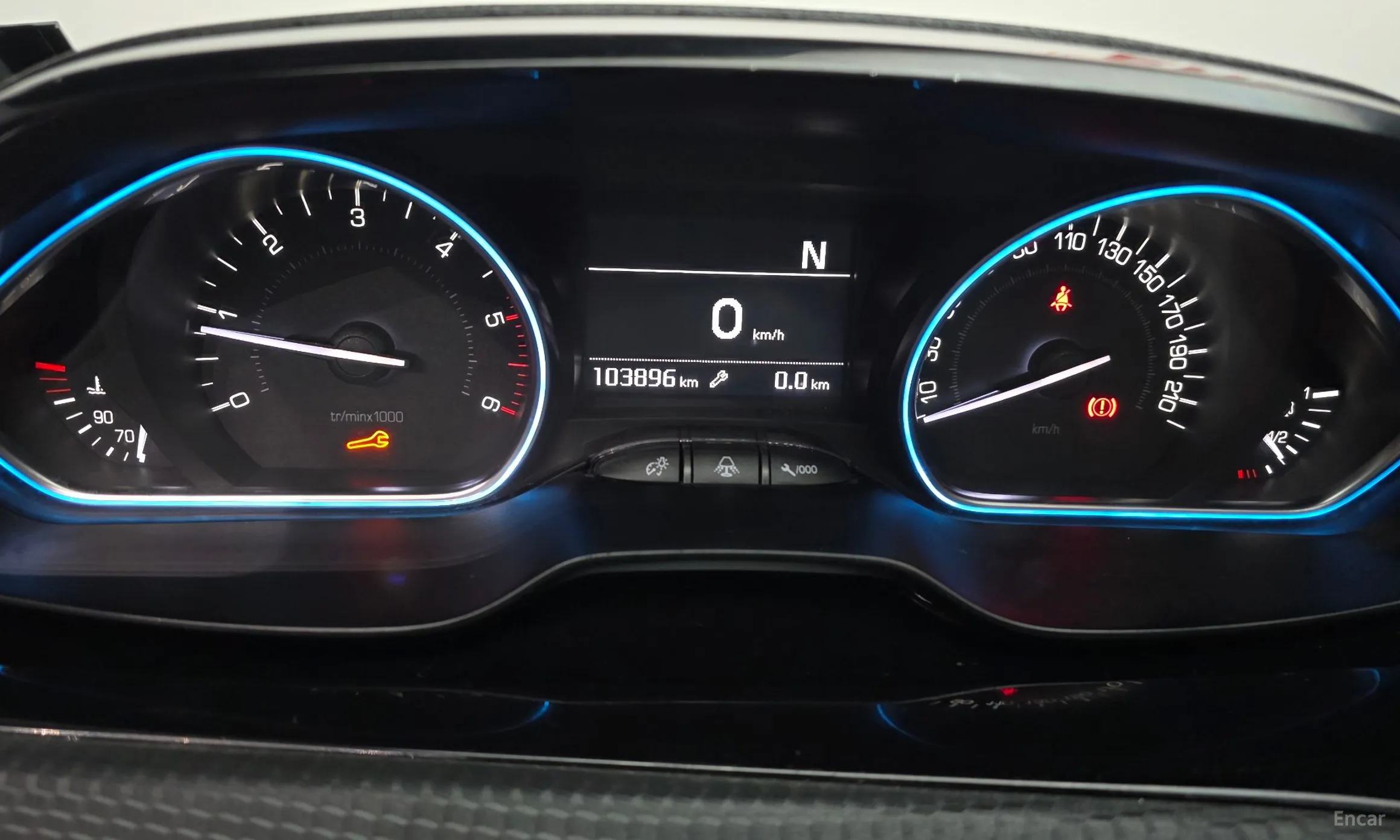 Peugeot 2008. превью 8
