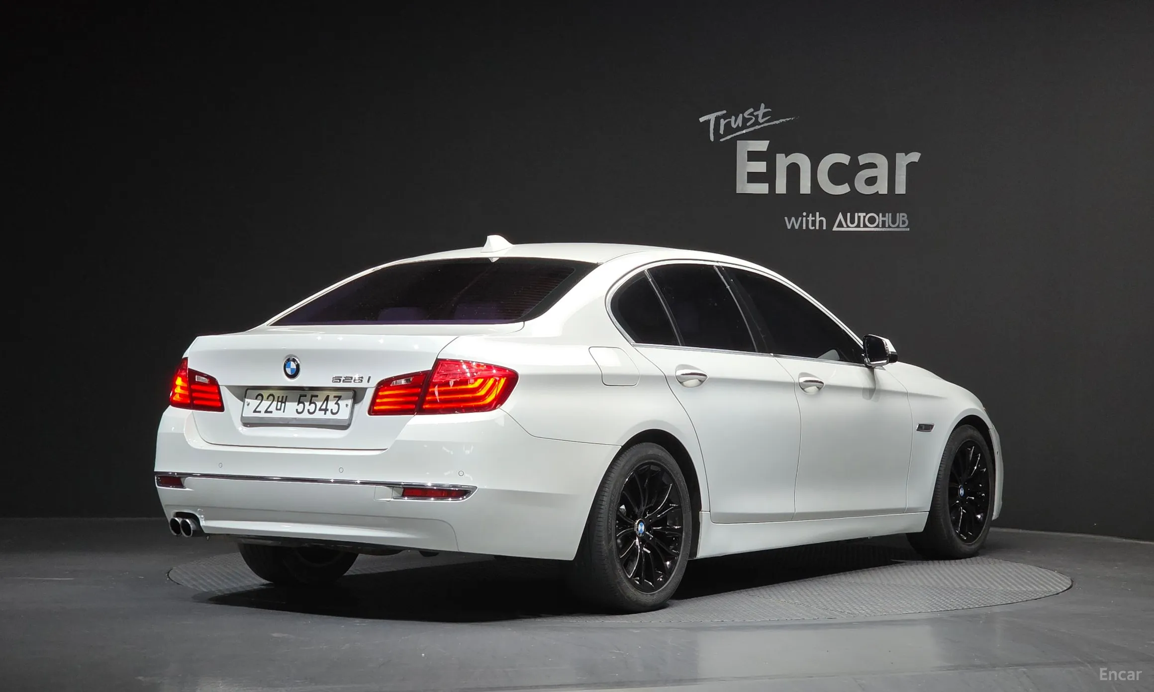 BMW 5 Series (F10) превью 2