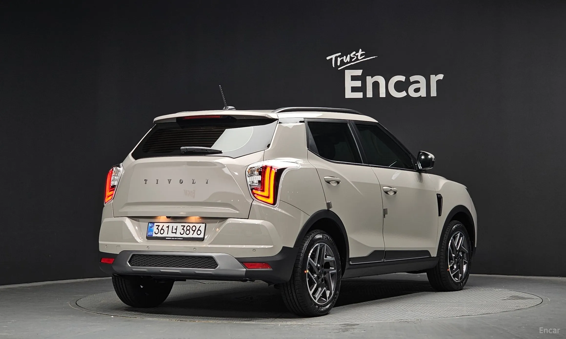 KG Mobility (SsangYong) Tivoli превью 2