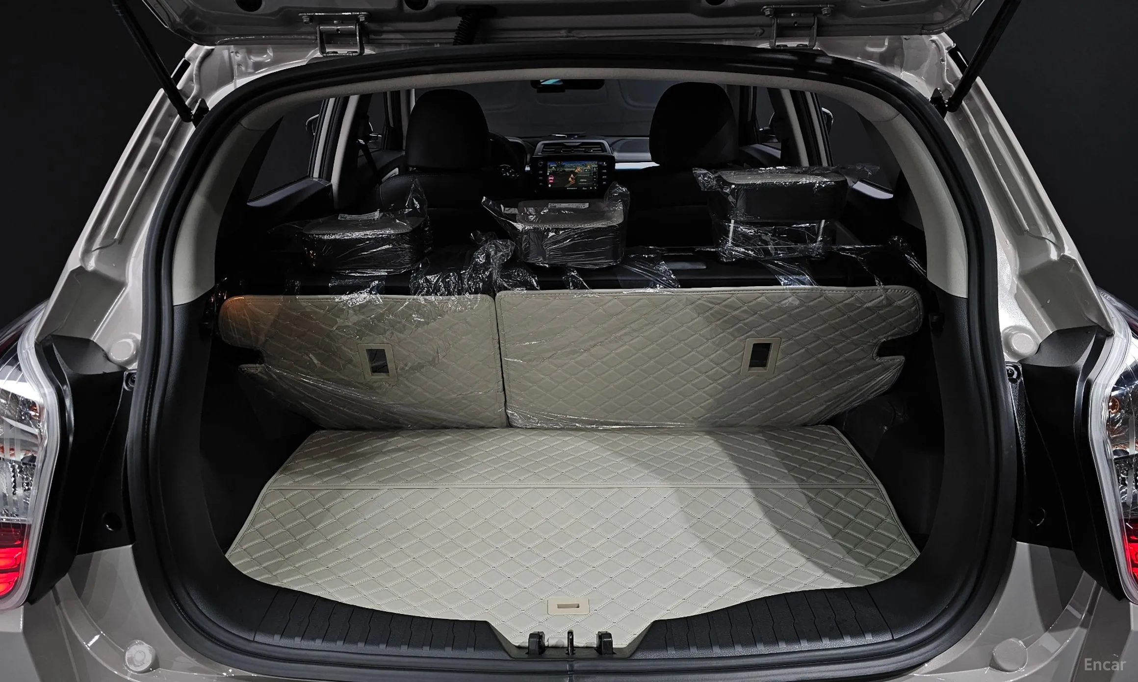 KG Mobility (SsangYong) Tivoli превью 20